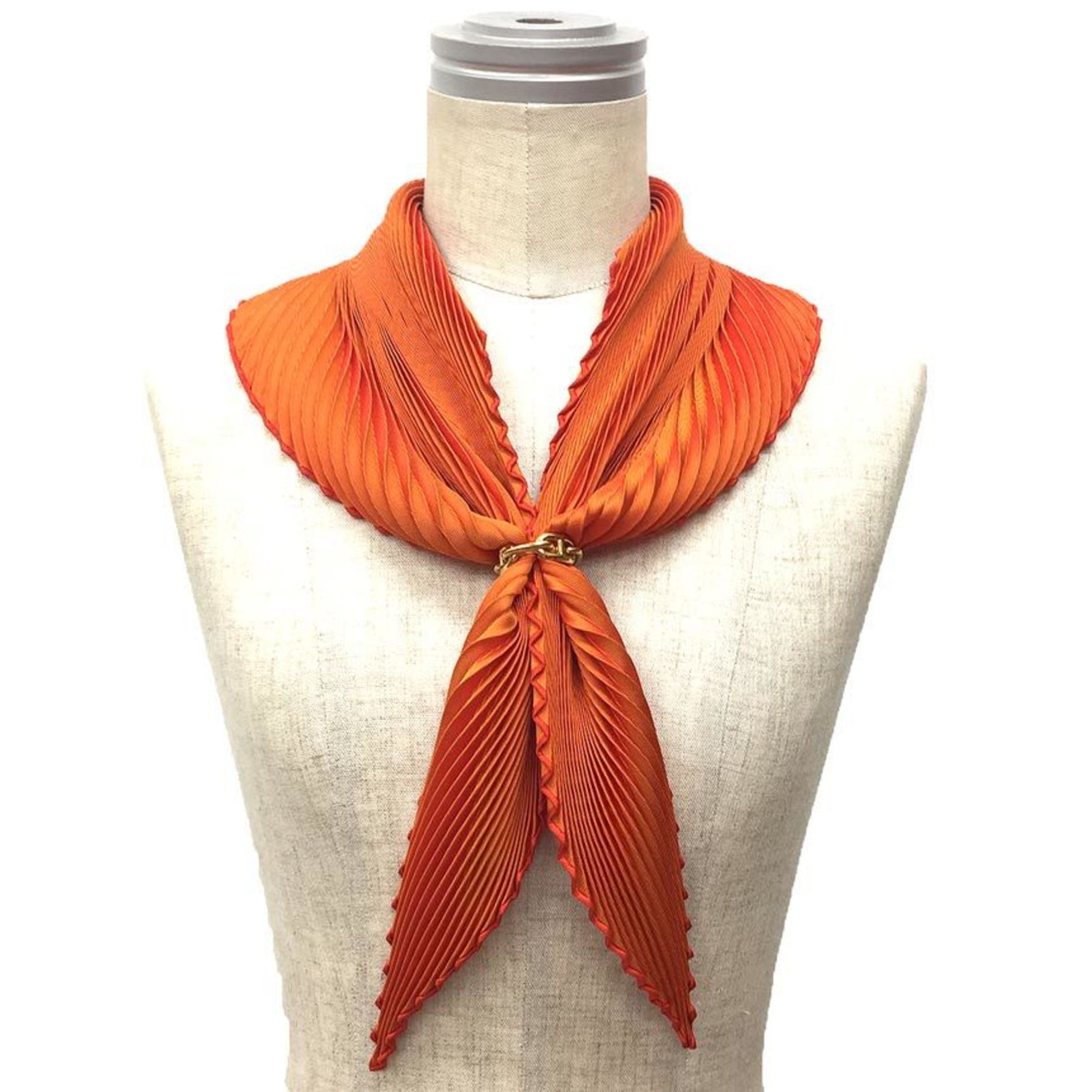 HERMES Pleated Scarf/Muffler, 100% Silk, Plissee Carre