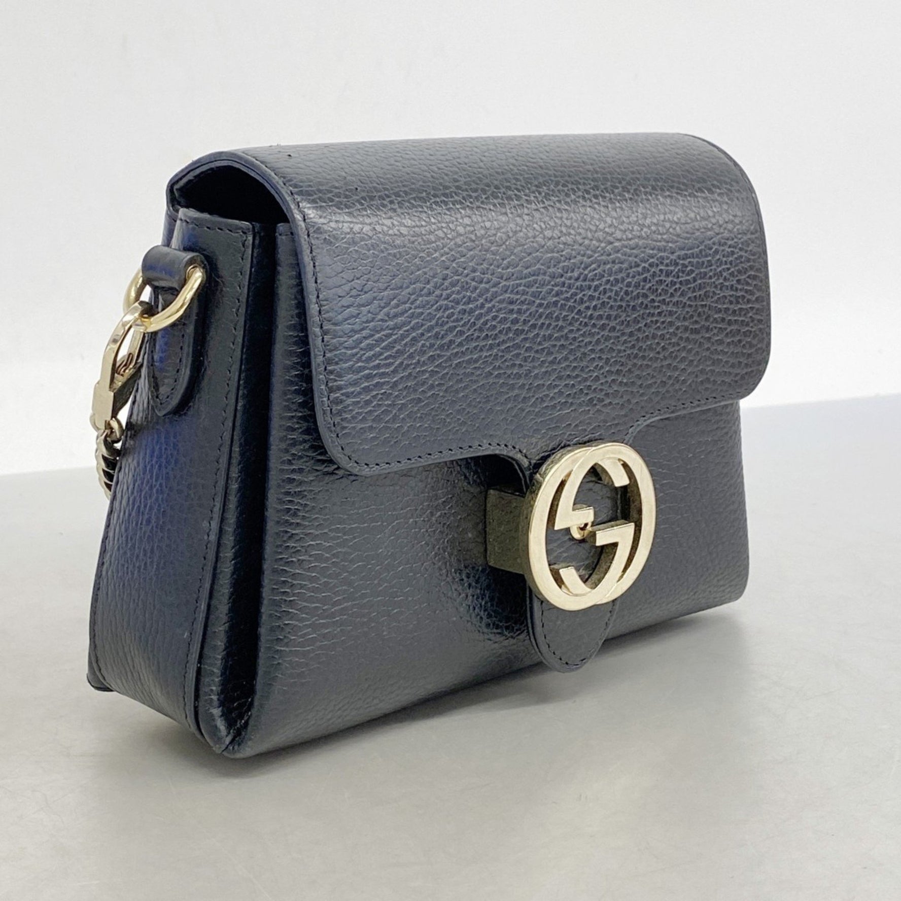 Gucci Interlocking G Shoulder Bag Leather Champagne