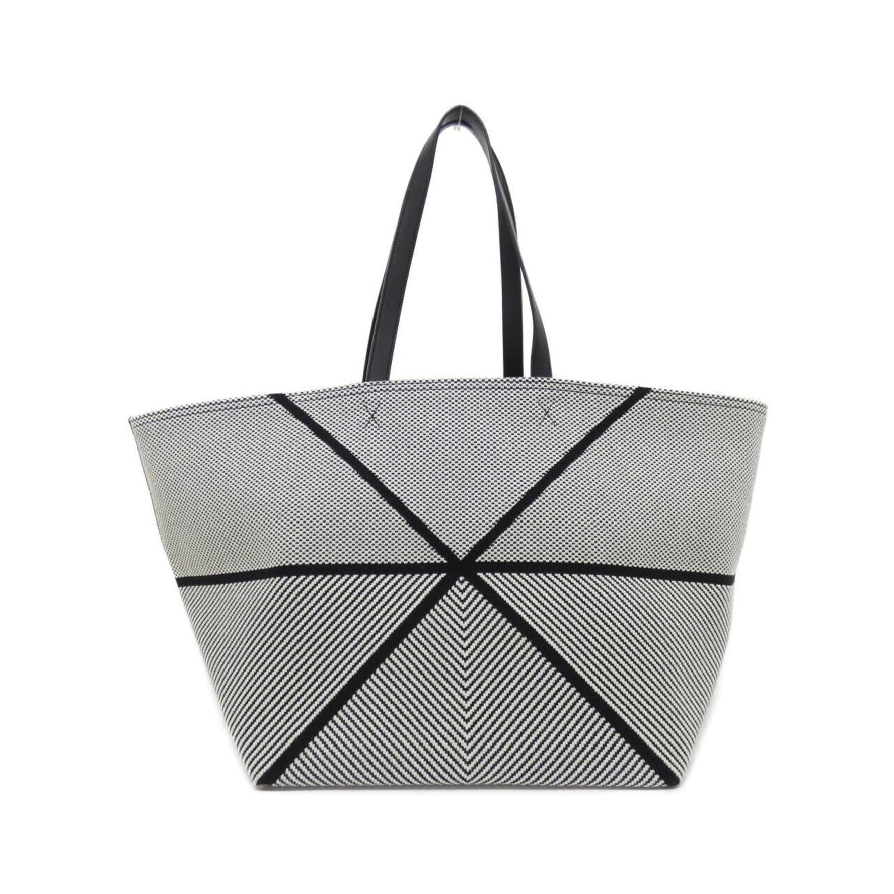 Loewe Puzzle Fold Tote XXL Handbag