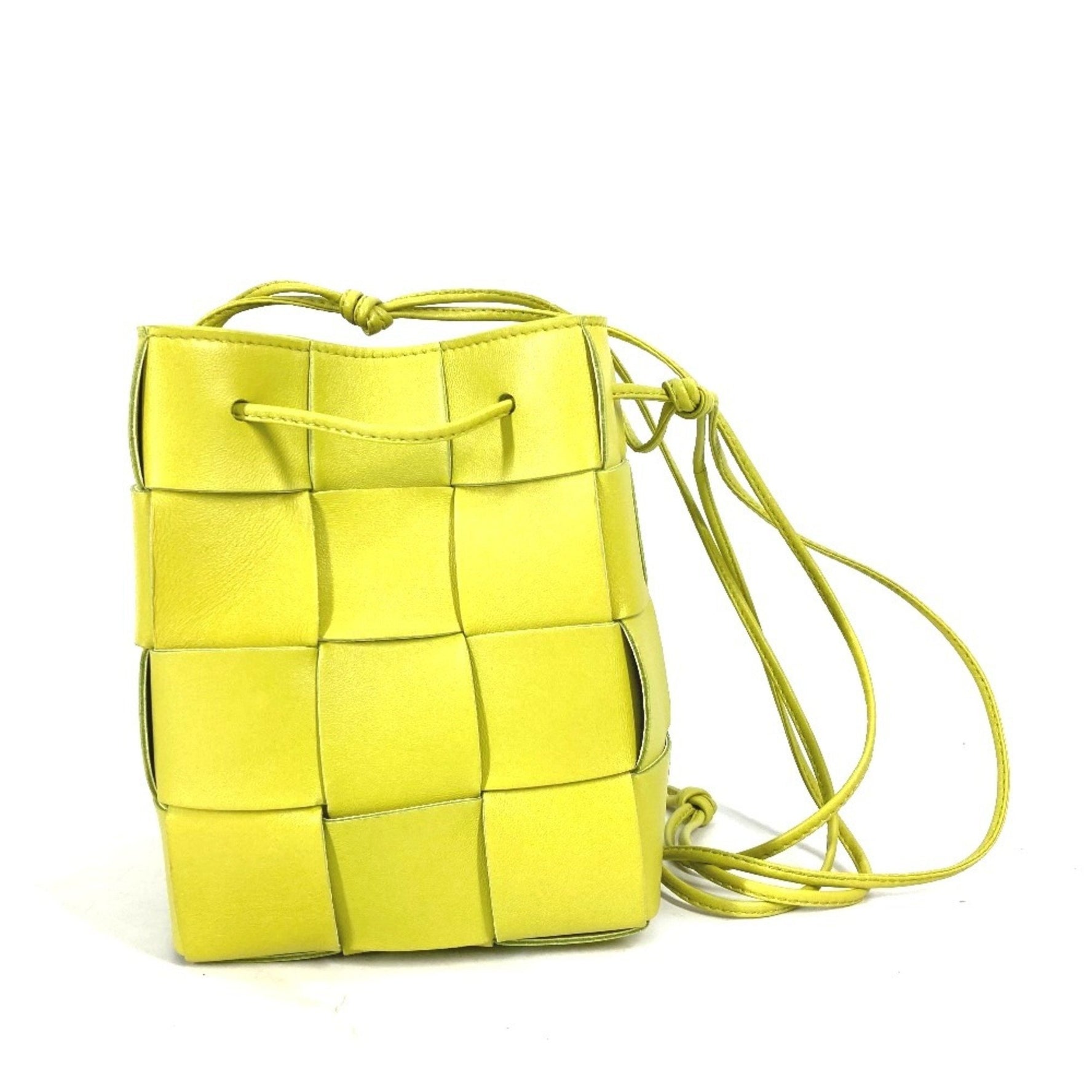 BOTTEGA VENETA Small Cassette Crossbody Bucket Bag, Pochette Shoulder Calf Leather, Kiwi Light Green