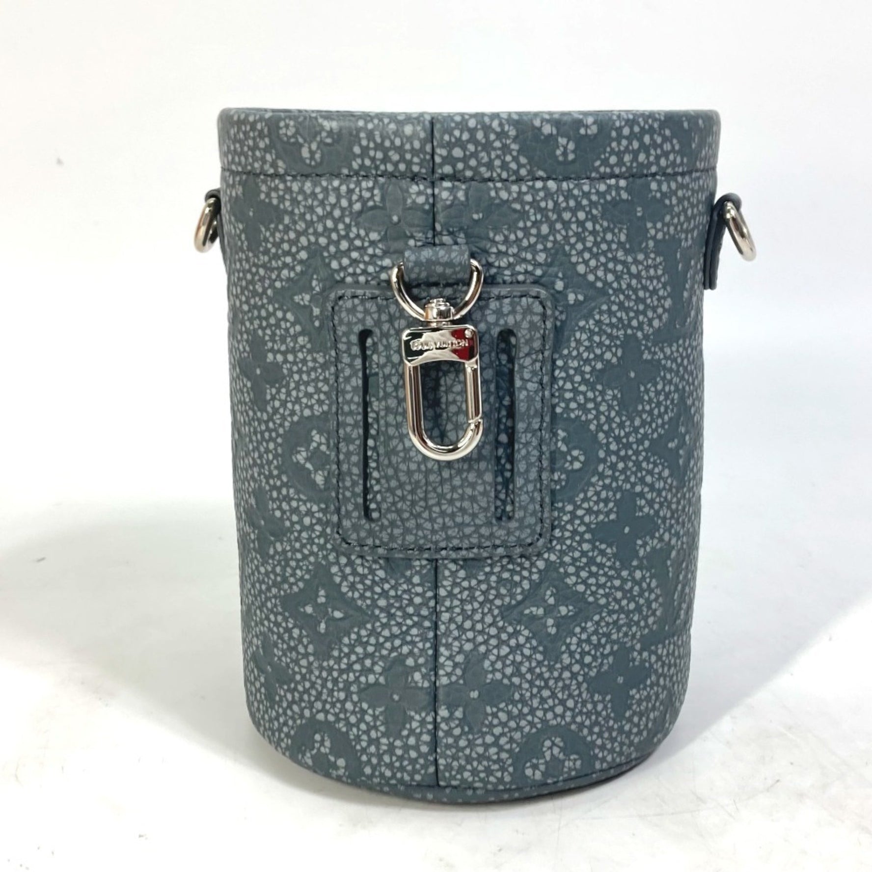 LOUIS VUITTON M81572 Taurillon Climbing Chalk Pouch Shoulder Bag in Leather, Men's, Gray
