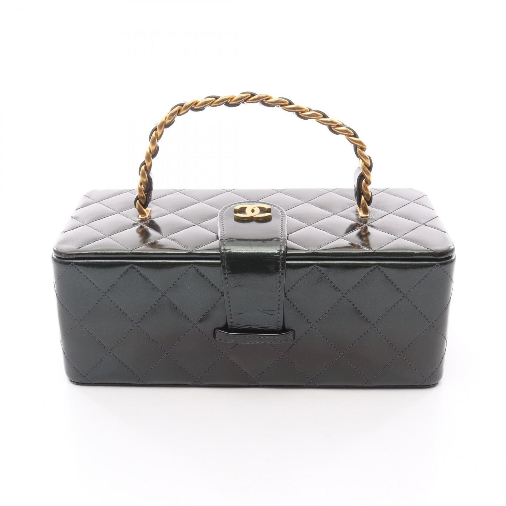 Chanel Matelasse handbag in patent leather