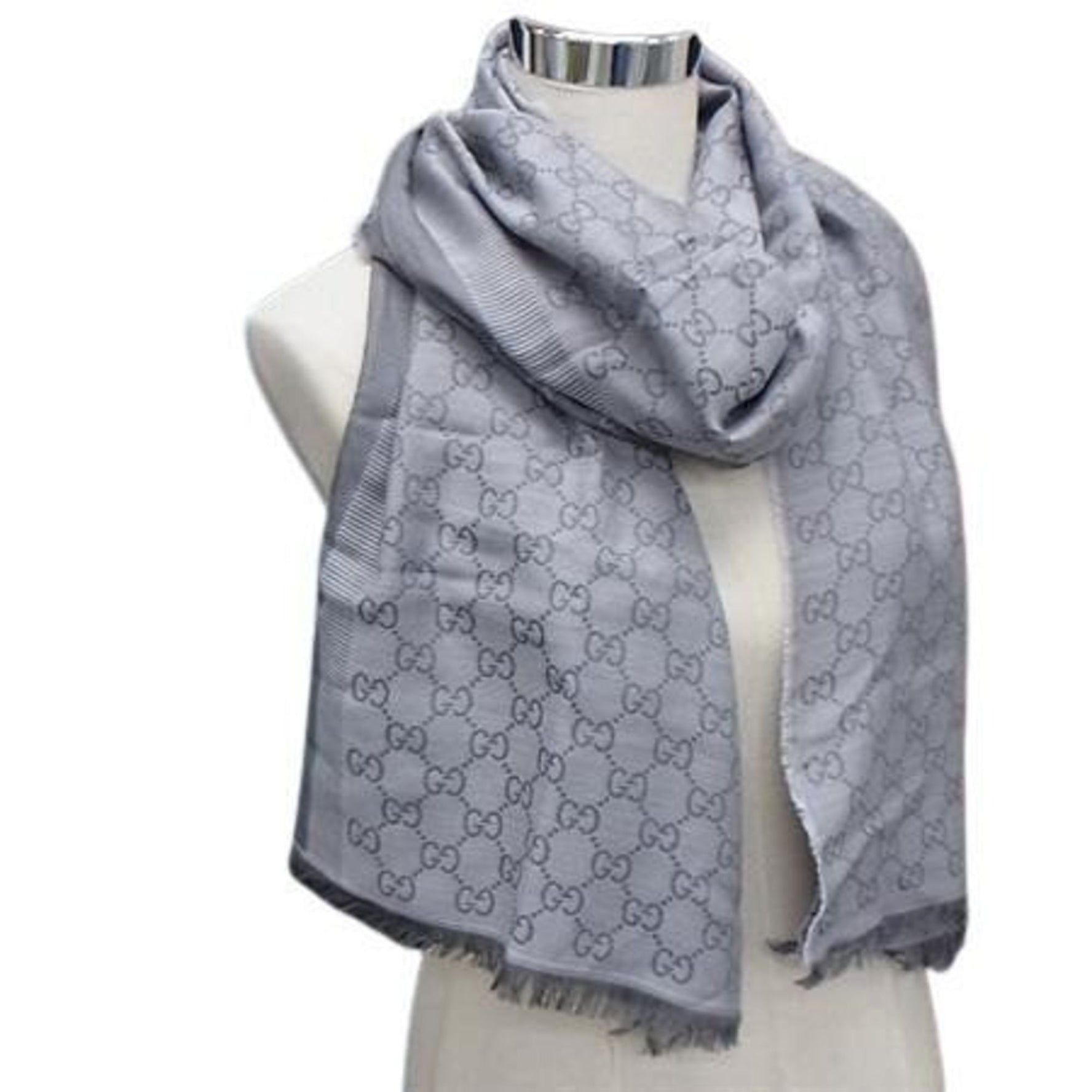 GUCCI GG patterned grey wool and silk scarf