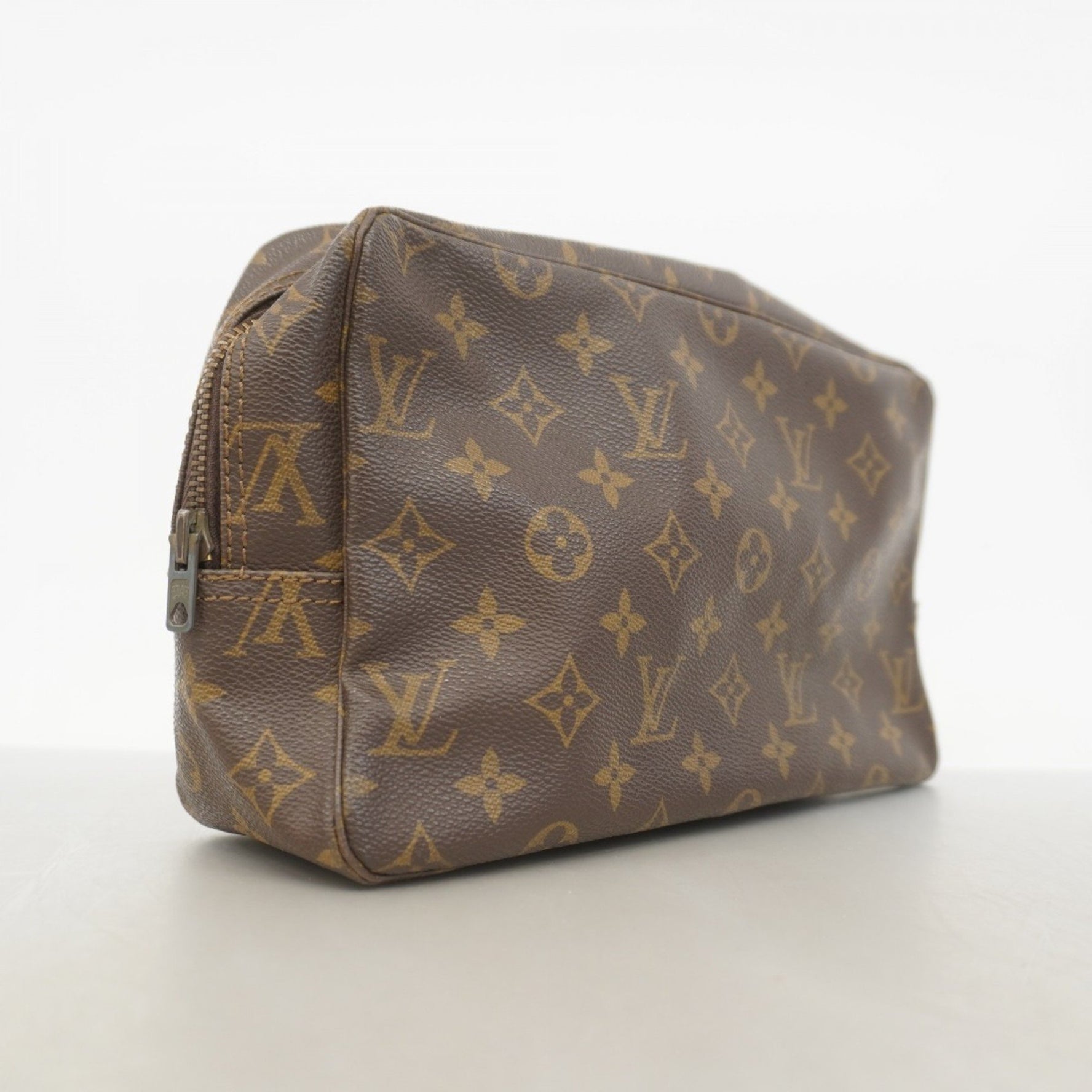 Louis Vuitton Monogram True Toilet Wallet 28 Pouch