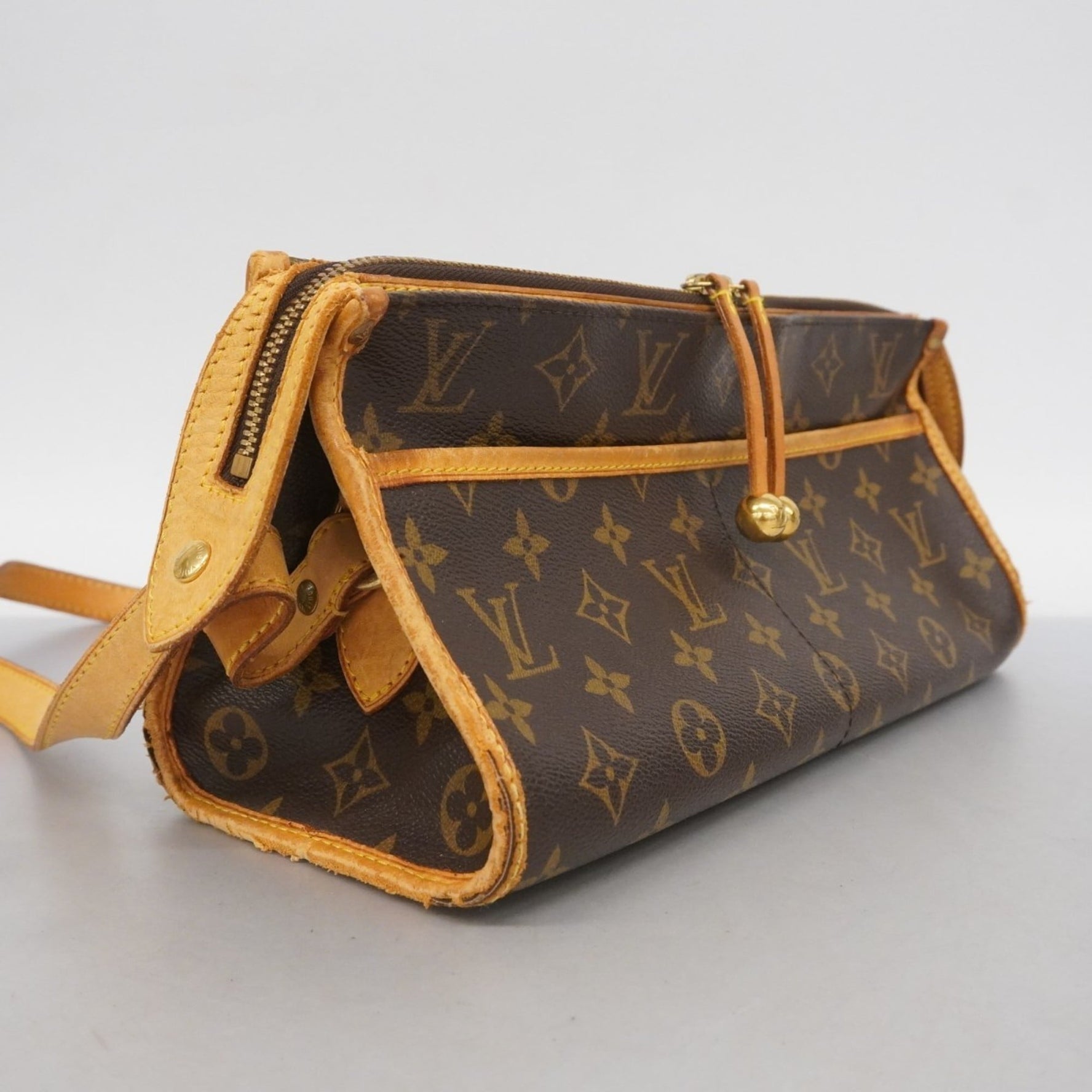 Louis Vuitton Popincourron Shoulder Bag