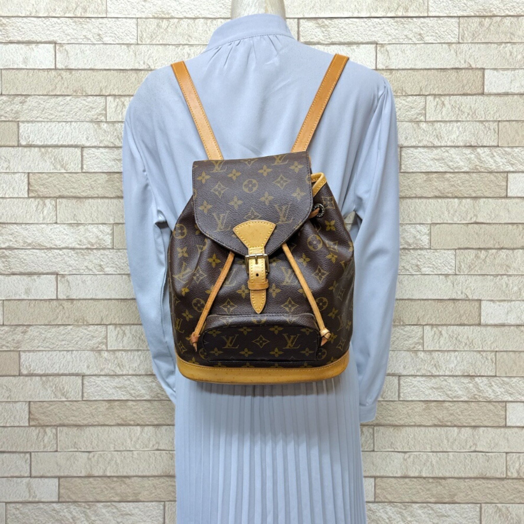 Louis Vuitton Montsouris MM Monogram Backpack/Daypack Canvas M51136 Women's LOUIS VUITTON