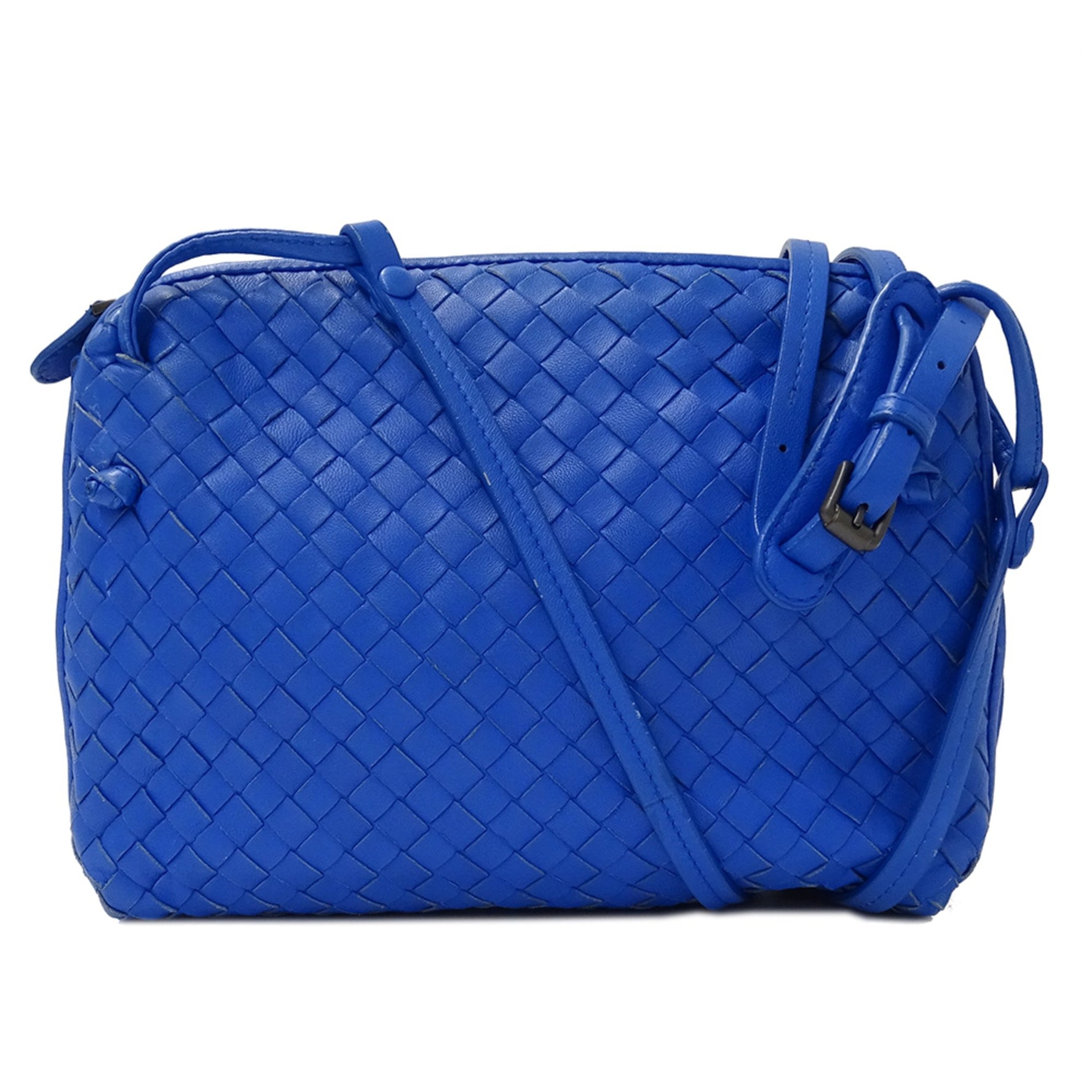 Bottega Veneta Intrecciato Leather Shoulder Bag in Perfect for Outings