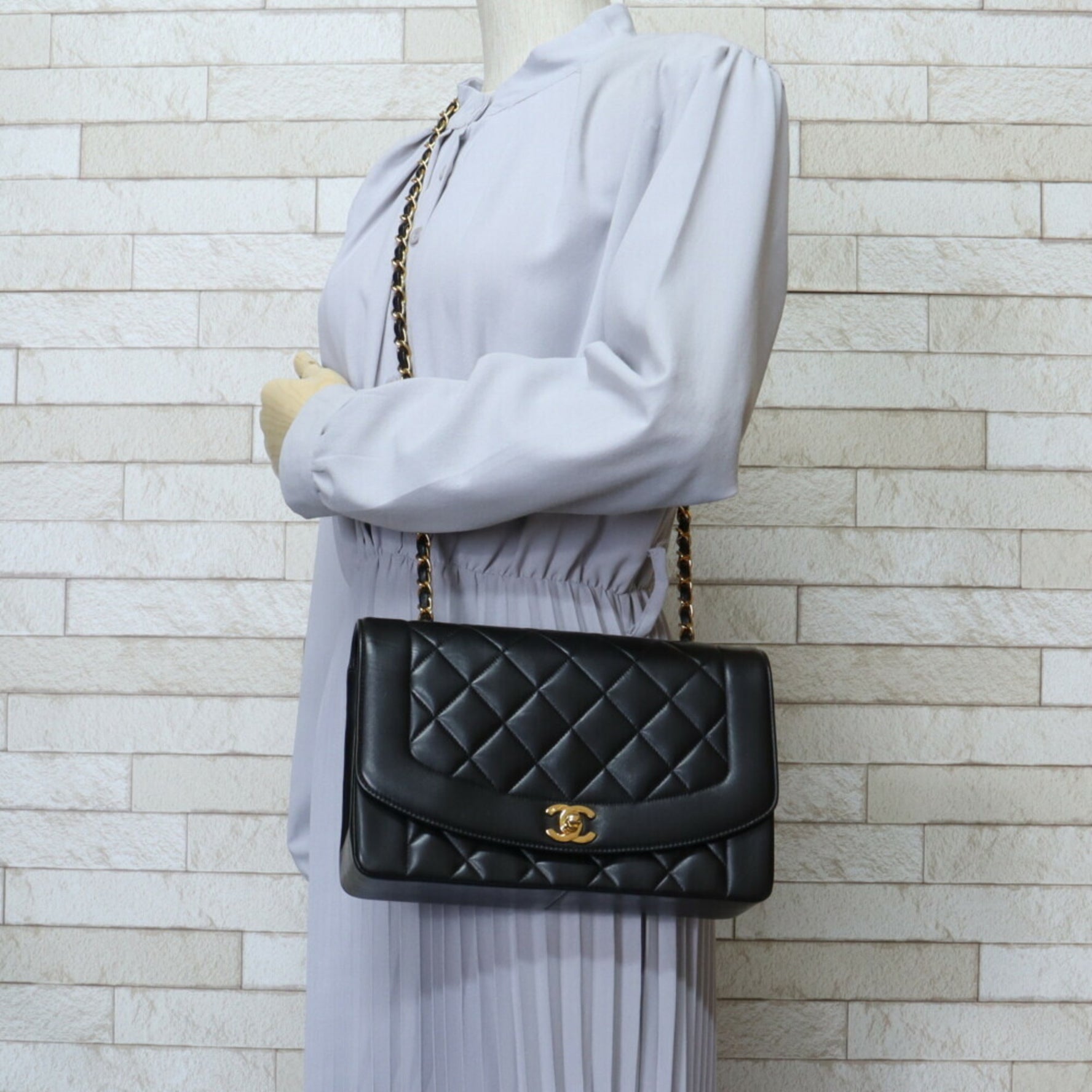 Chanel Diana Shoulder Bag Lambskin Chain