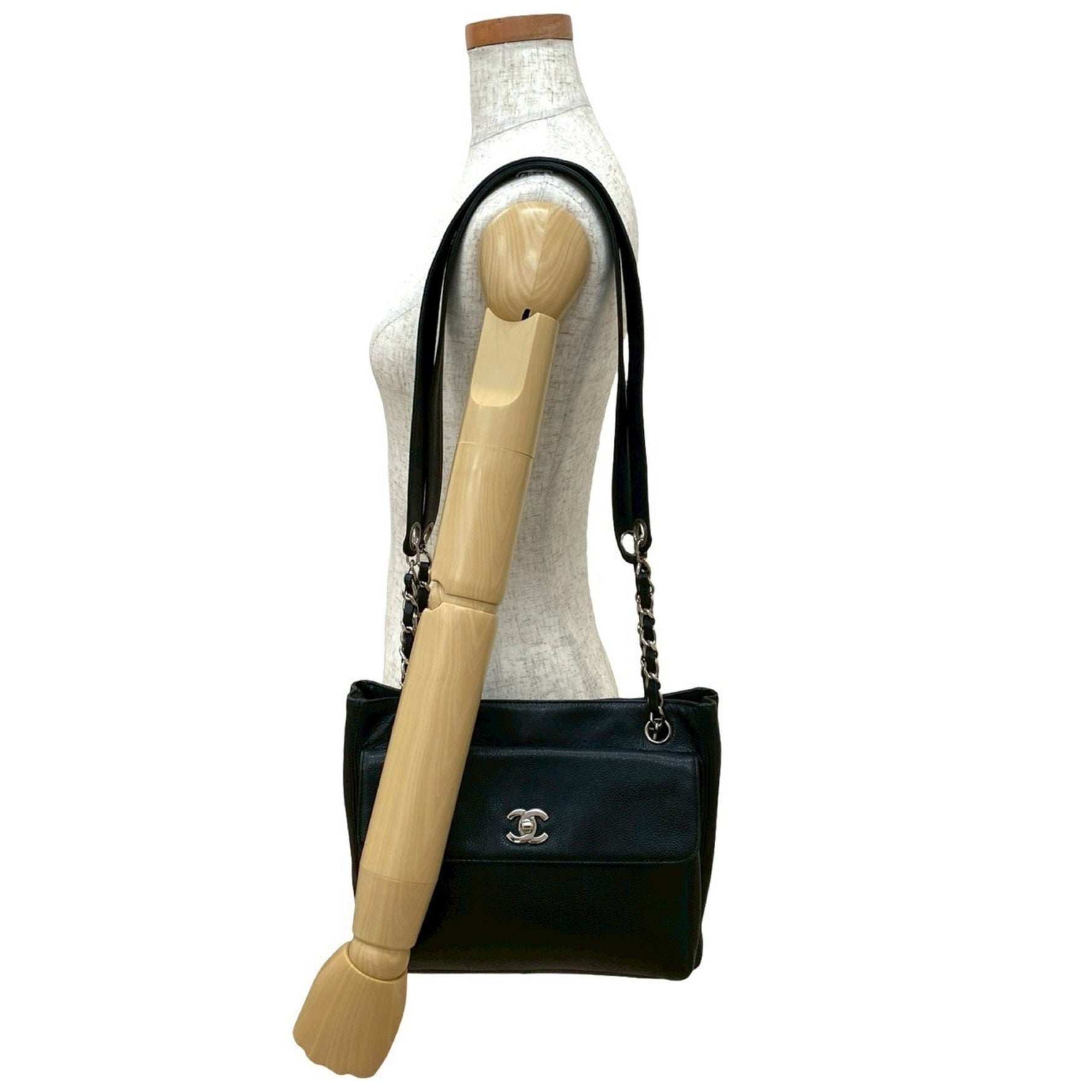 CHANEL Coco Caviar Leather Tote Bag with Chain, 523-9