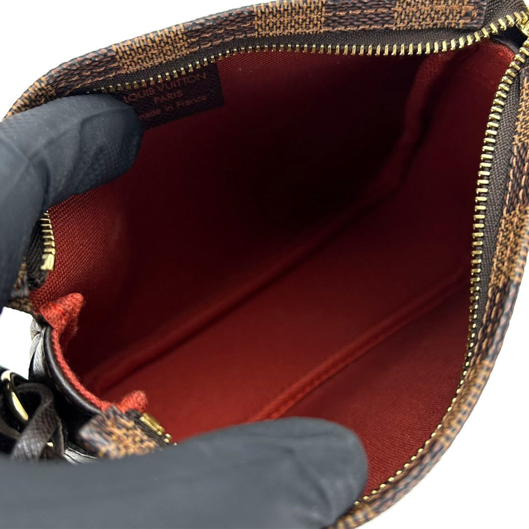 Louis Vuitton Pouch Truth Makeup Damier Bag in Damie