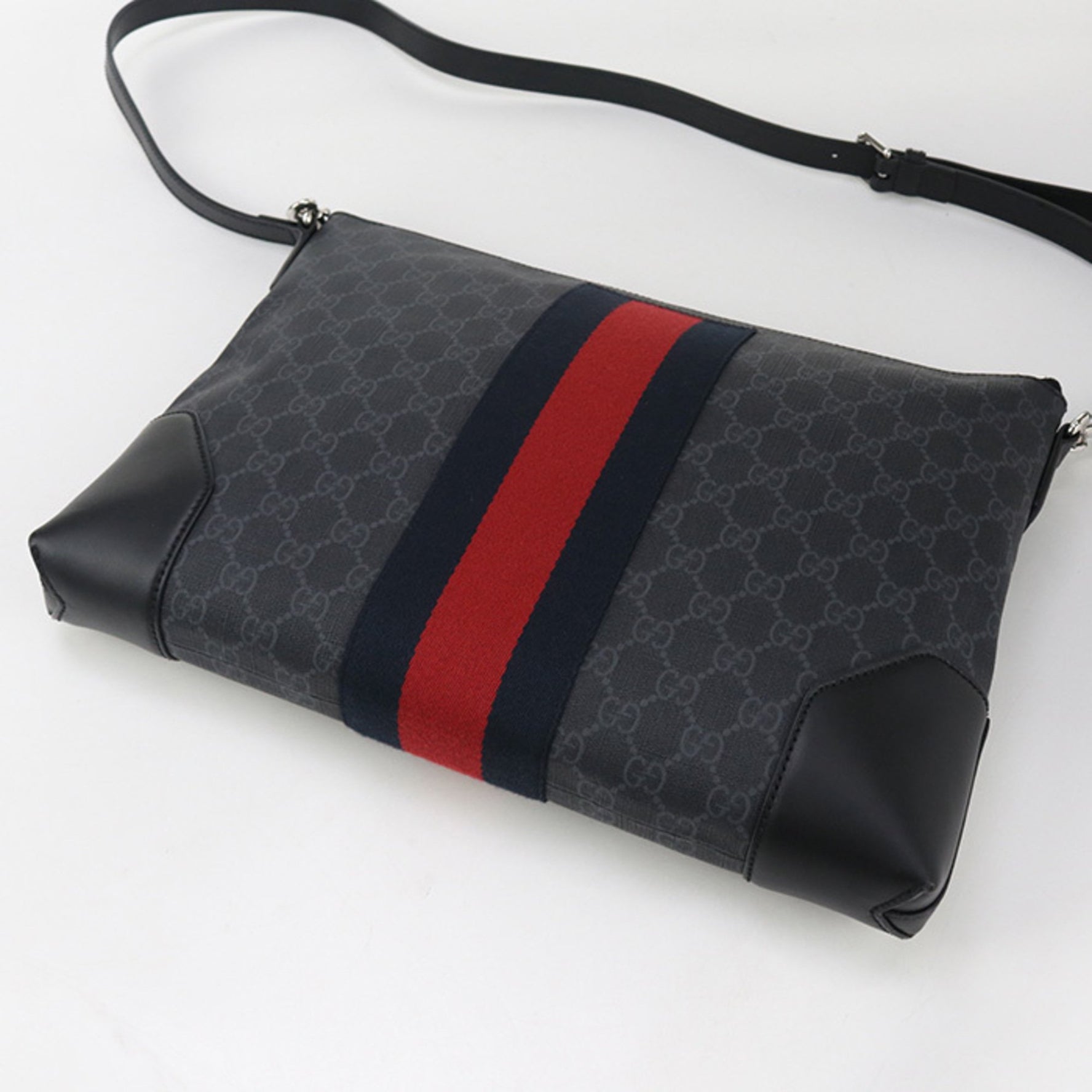 GUCCI GG Supreme Crossbody Shoulder Bag