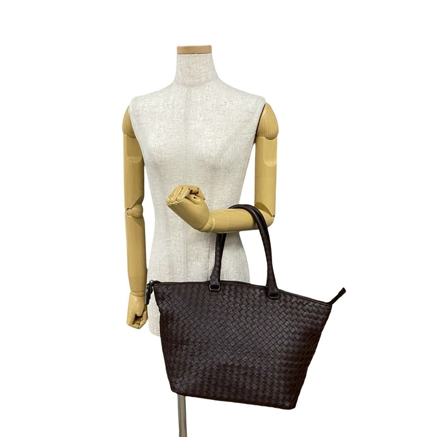 BOTTEGA VENETA Intrecciato Leather Handbag/Tote Bag in Dark (Product Code: 017-5)