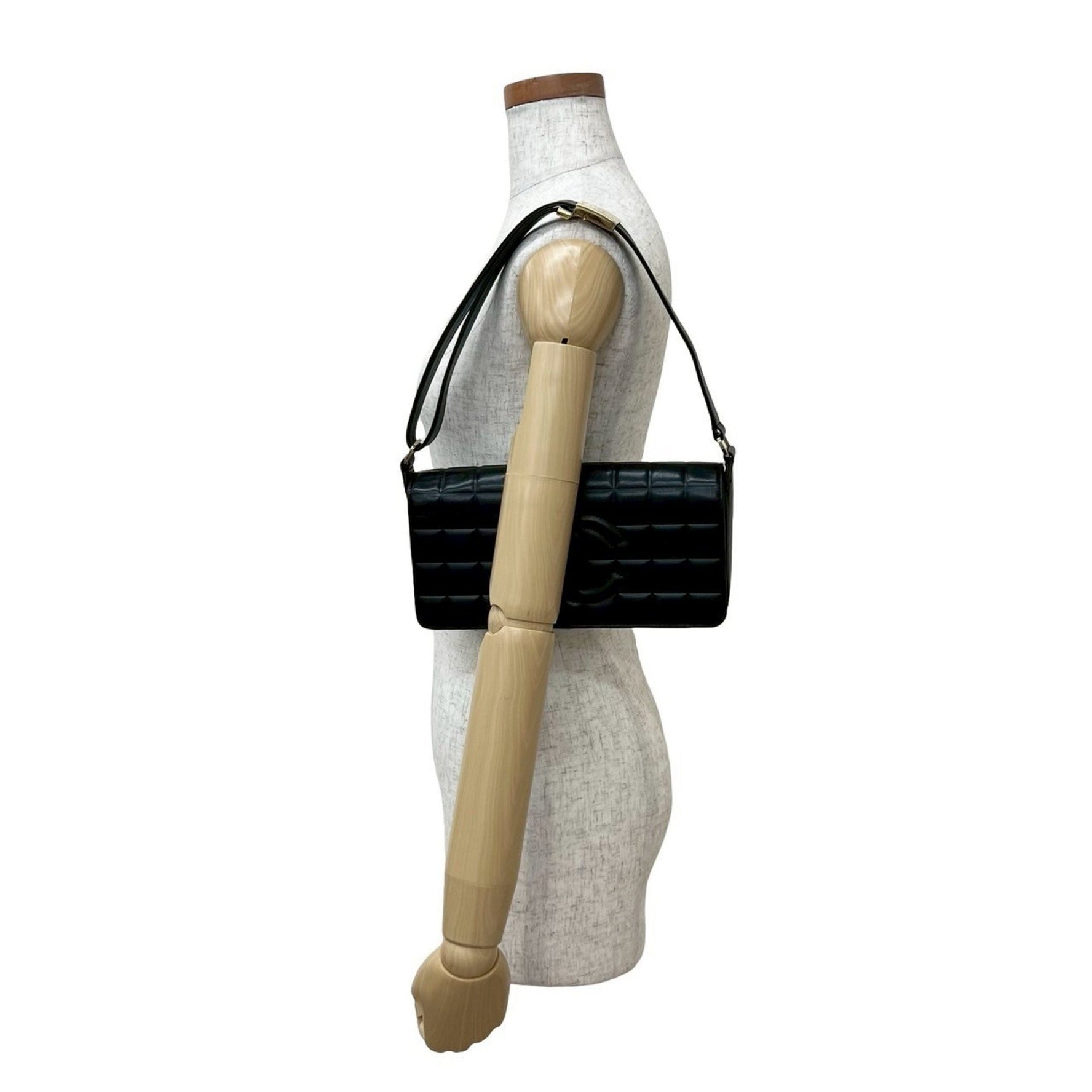 CHANEL Chocobar Coco Mark Lambskin Shoulder Bag/Handbag in