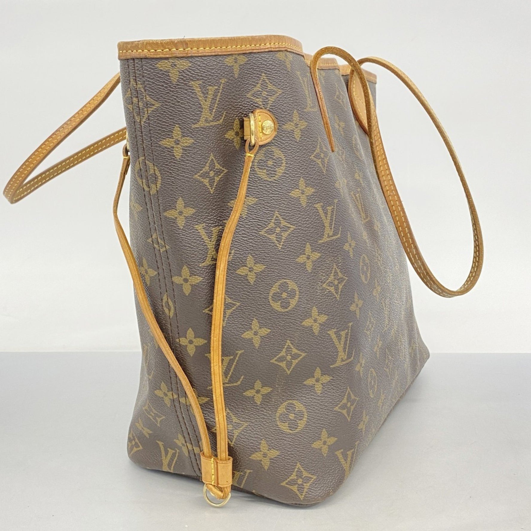 Louis Vuitton Monogram Neverfull MM Tote Bag
