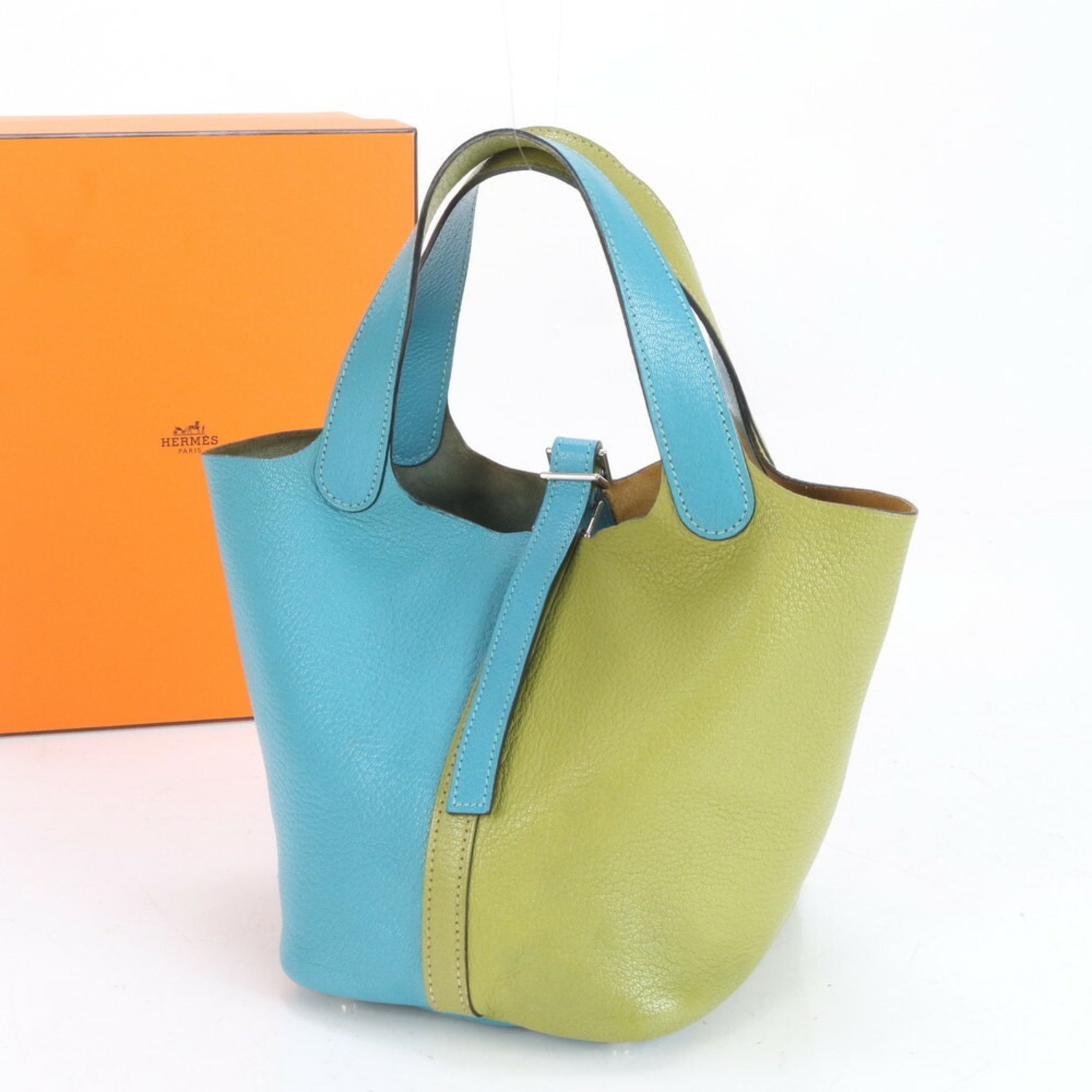 Hermes Hermès Picotin PM □J engraved leather handbag, tote bag, two-tone shoulder bag for women