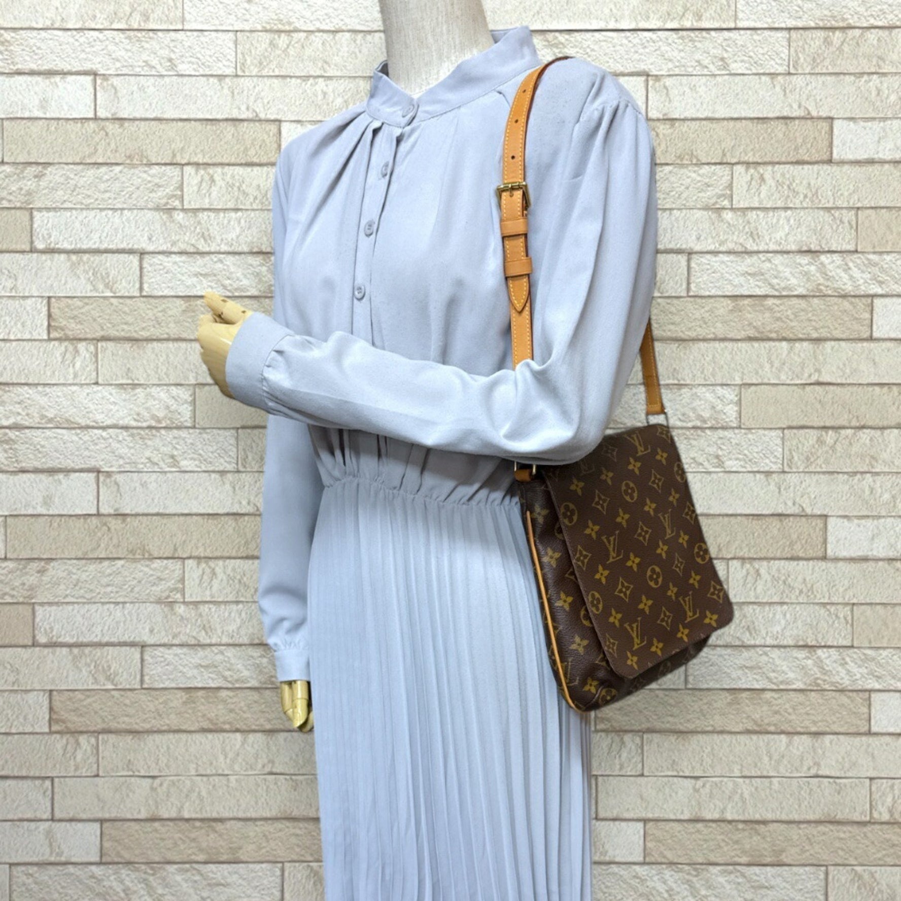 Louis Vuitton Musette Salsa Short Monogram Shoulder Bag Canvas M51258 Brown Women's LOUIS VUITTON