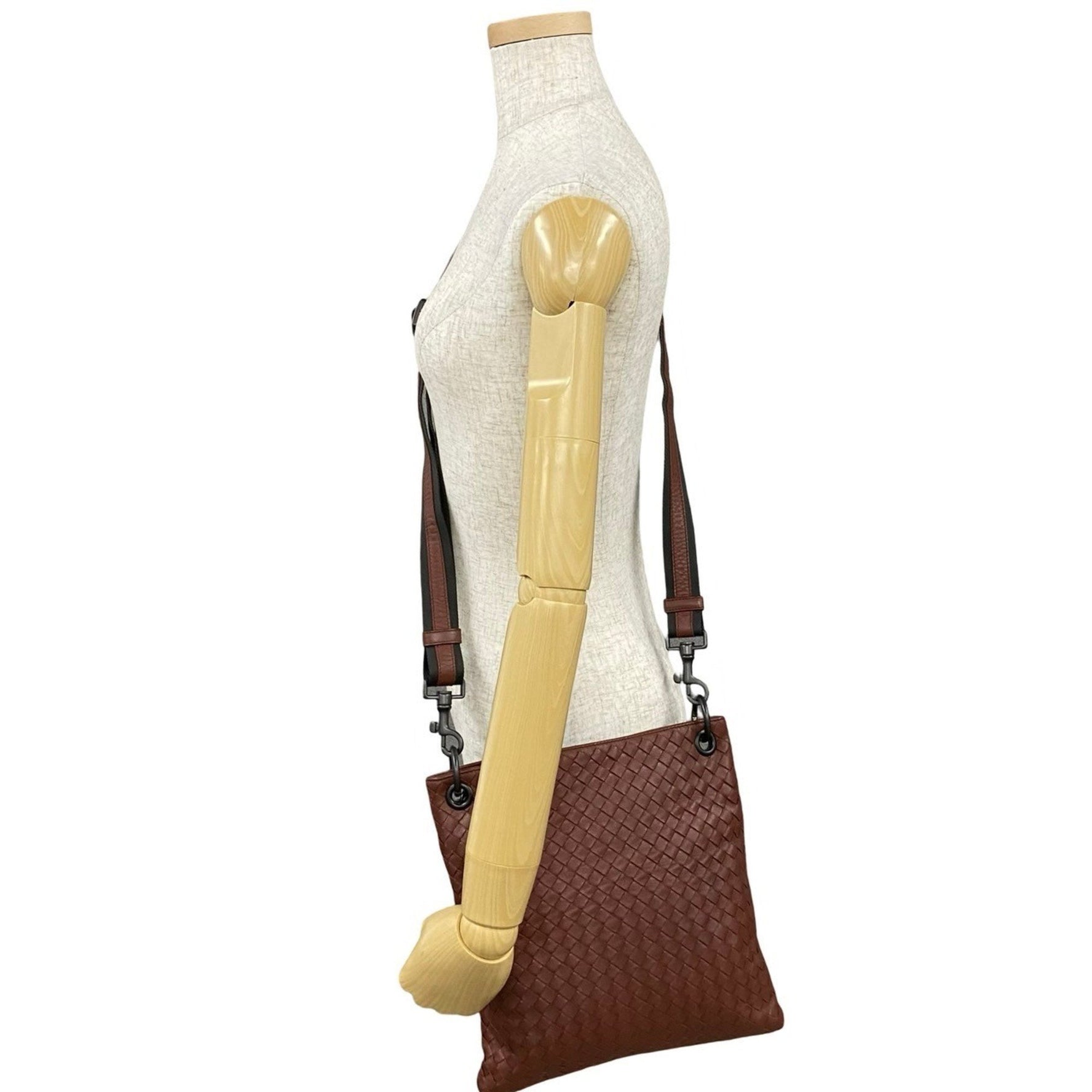 BOTTEGA VENETA Intrecciato Leather Shoulder Bag/Pochette/Sacoche in