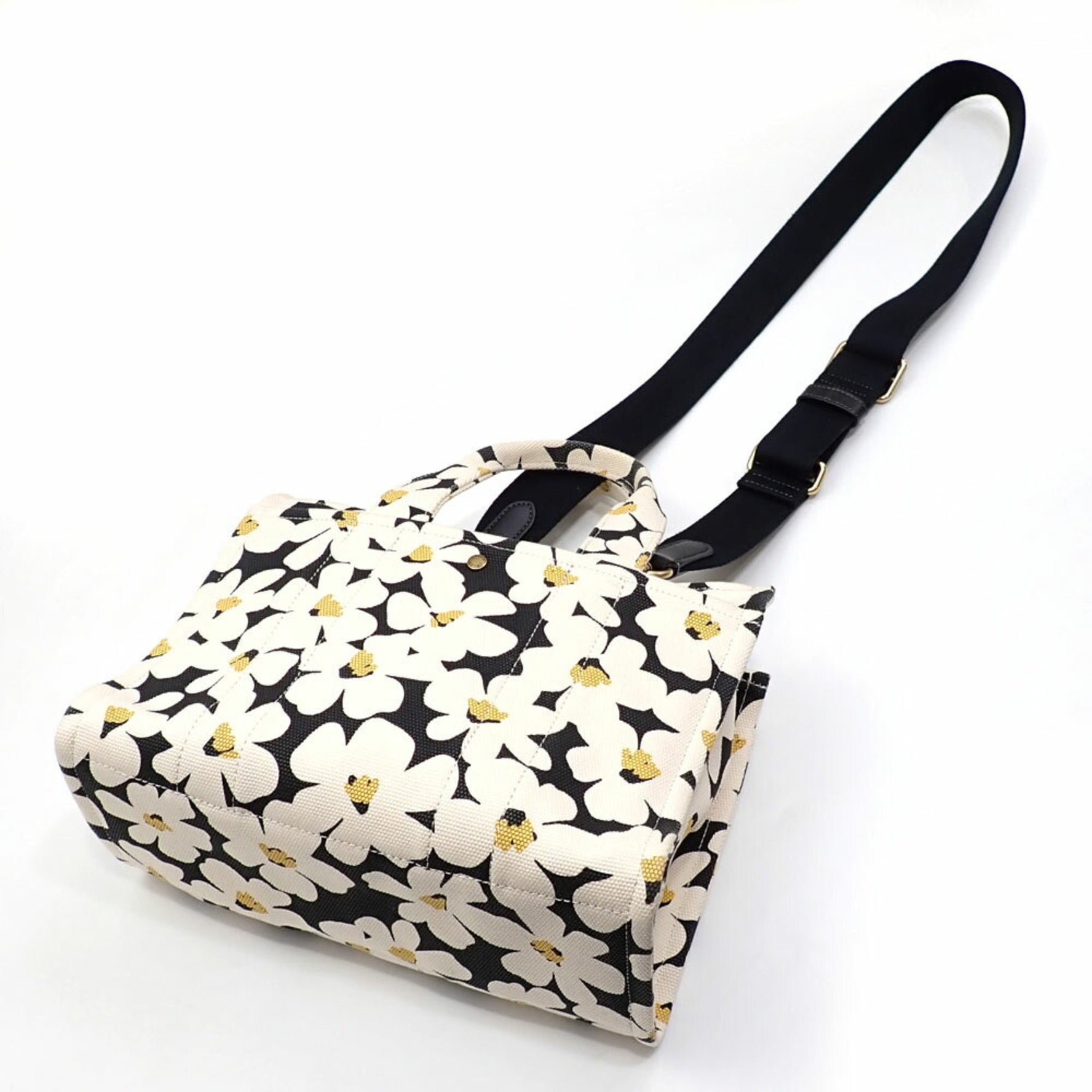 Coach Cargo Tote Bag, Size 26, Floral Print, Ivory, Black, Yellow, Canvas, Recycled Leather