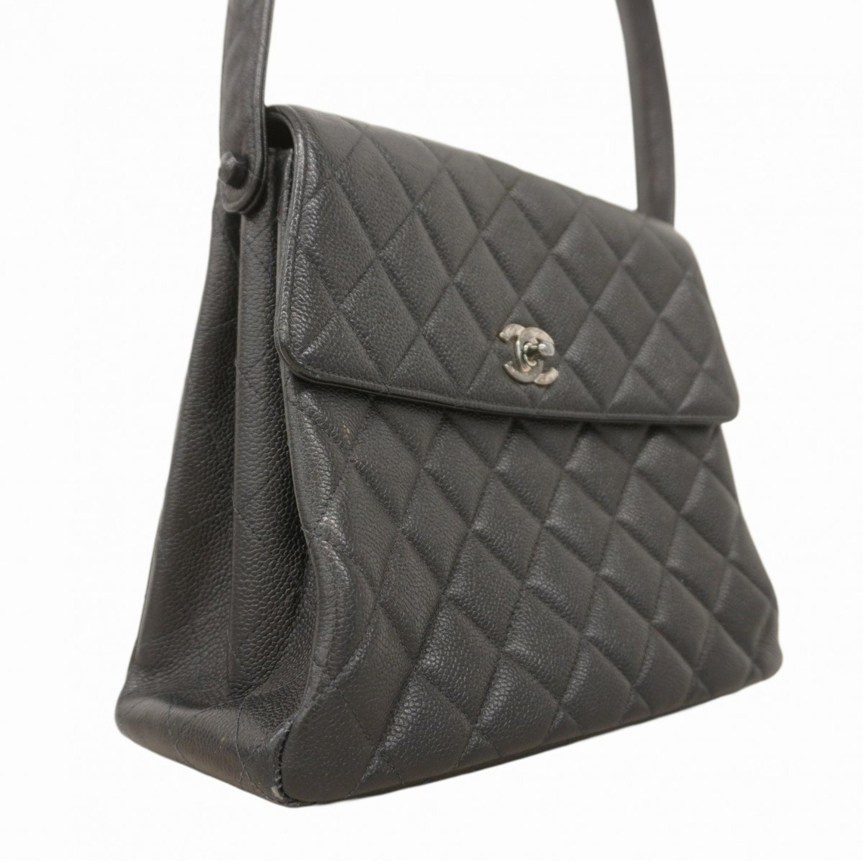 Chanel Matelasse Shoulder Bag in Caviar Skin, Black, Women's