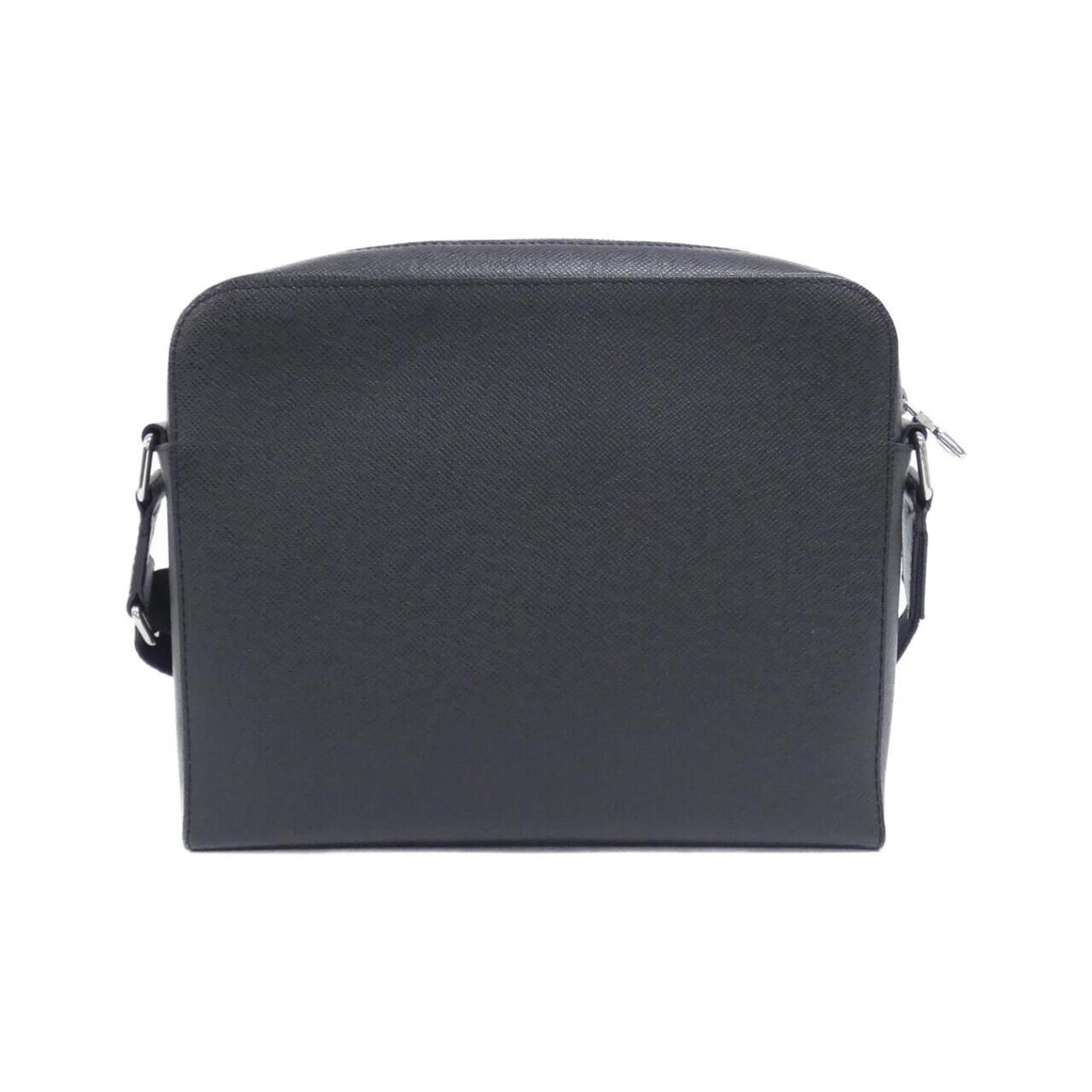 Louis Vuitton Taiga Anton Messenger PM Shoulder Bag