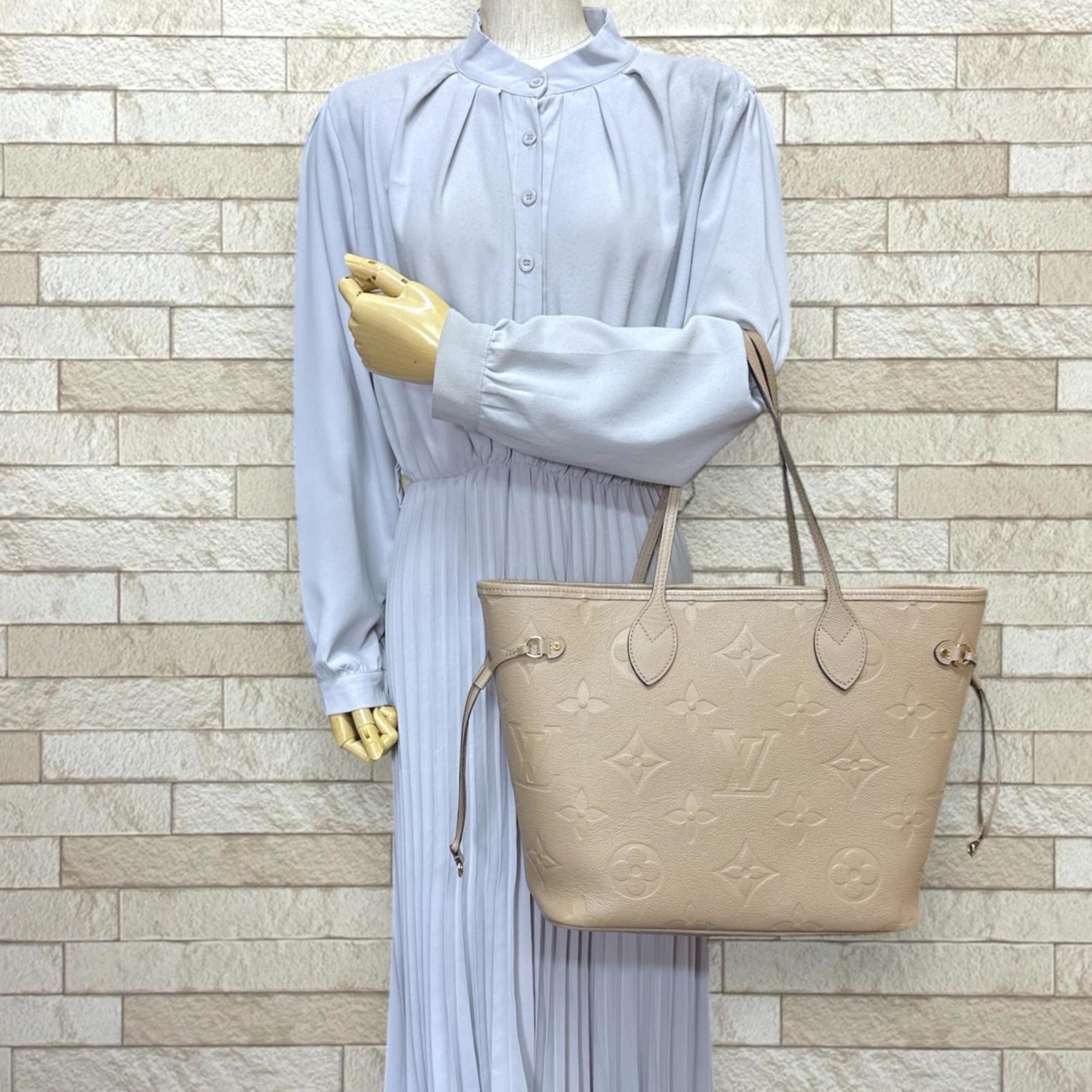 Louis Vuitton Neverfull MM Monogram Empreinte Tote Bag LOUIS VUITTON