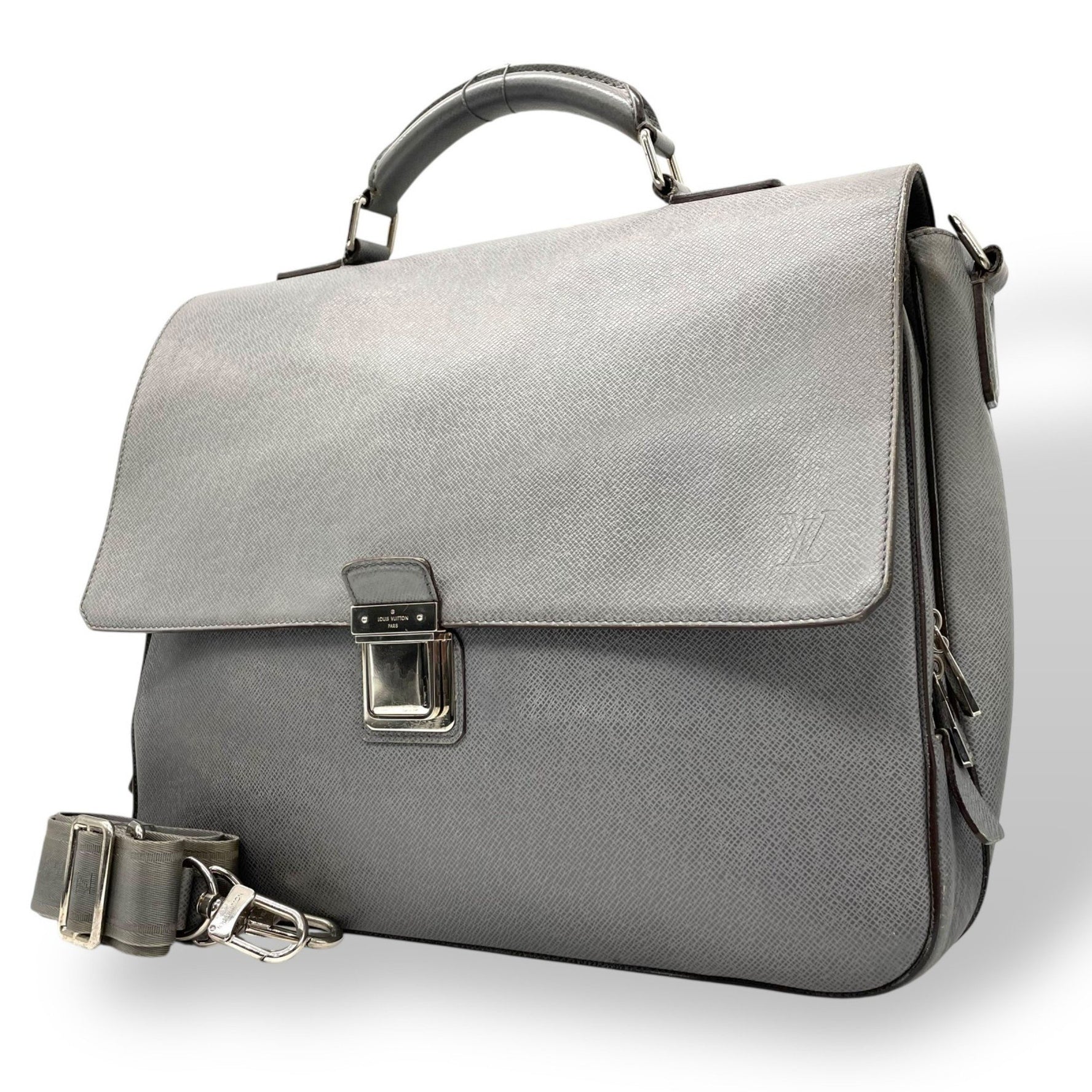 LOUIS VUITTON Taiga Leather Vasili GM Business Bag, Shoulder Glacier Silver Hardware, Men's/Women's, D