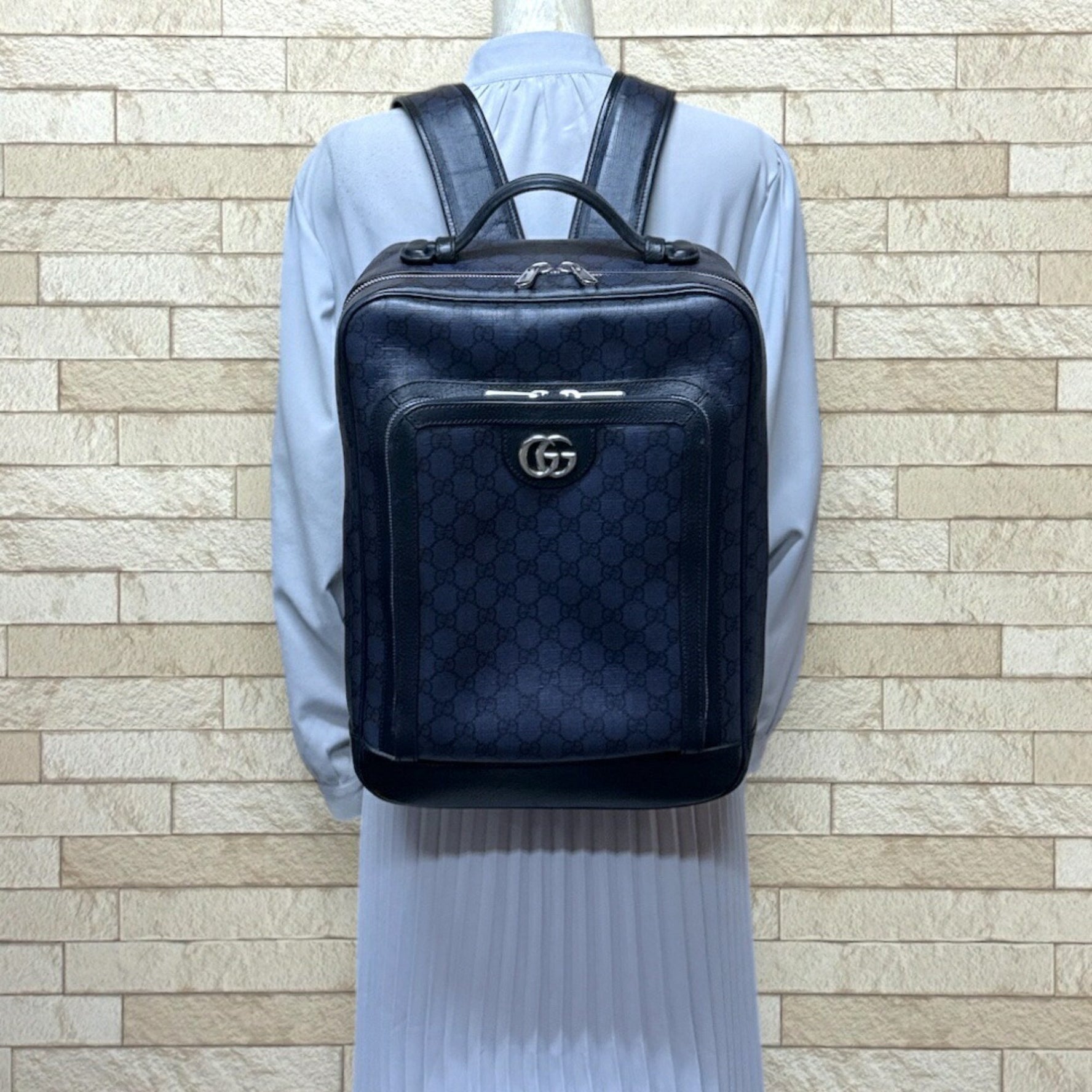 Gucci GG Medium Backpack Ophidia Backpack/Daypack Supreme Canvas
