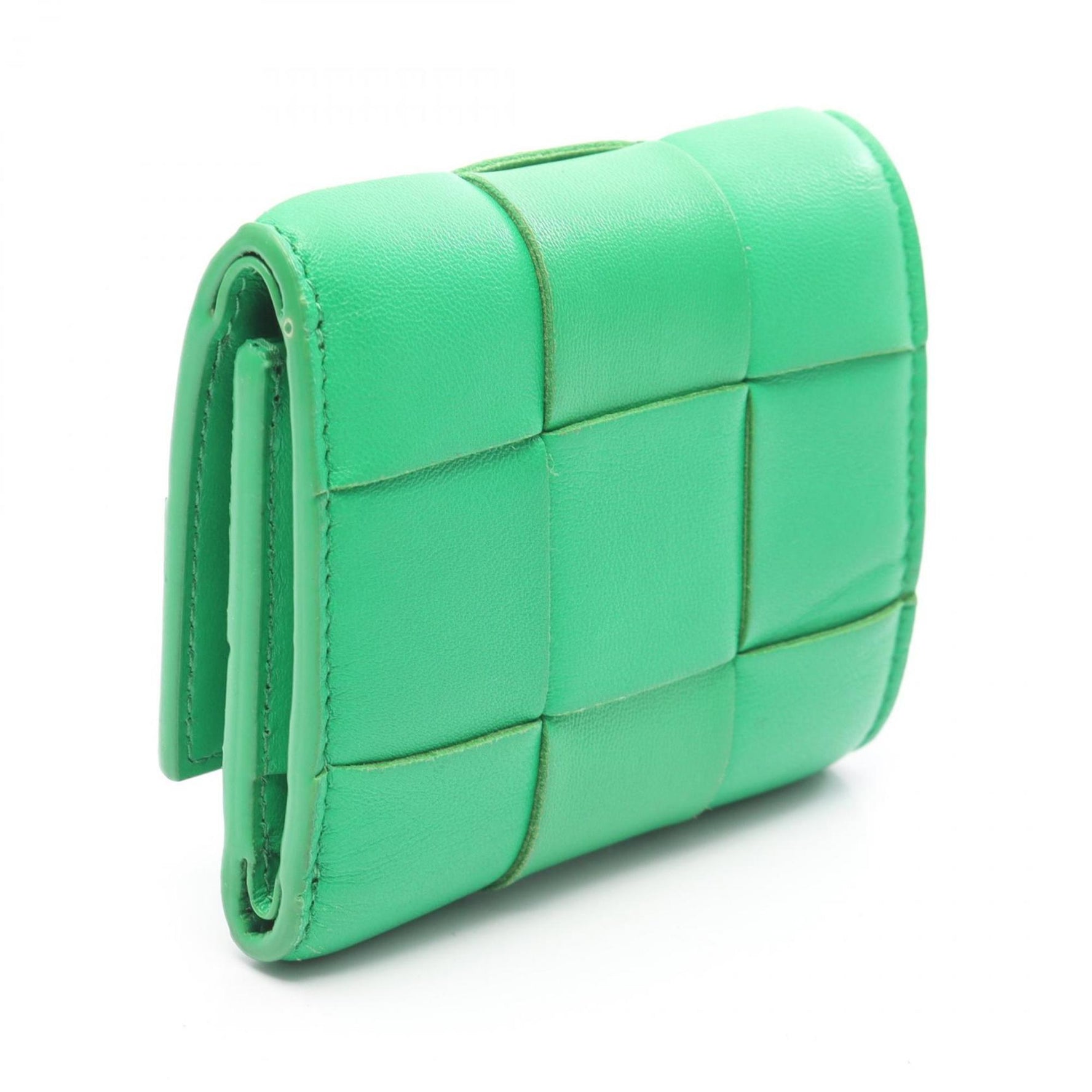 Bottega Veneta Cassette Zipper Wallet, Maxi Intrecciato Tri-fold Leather