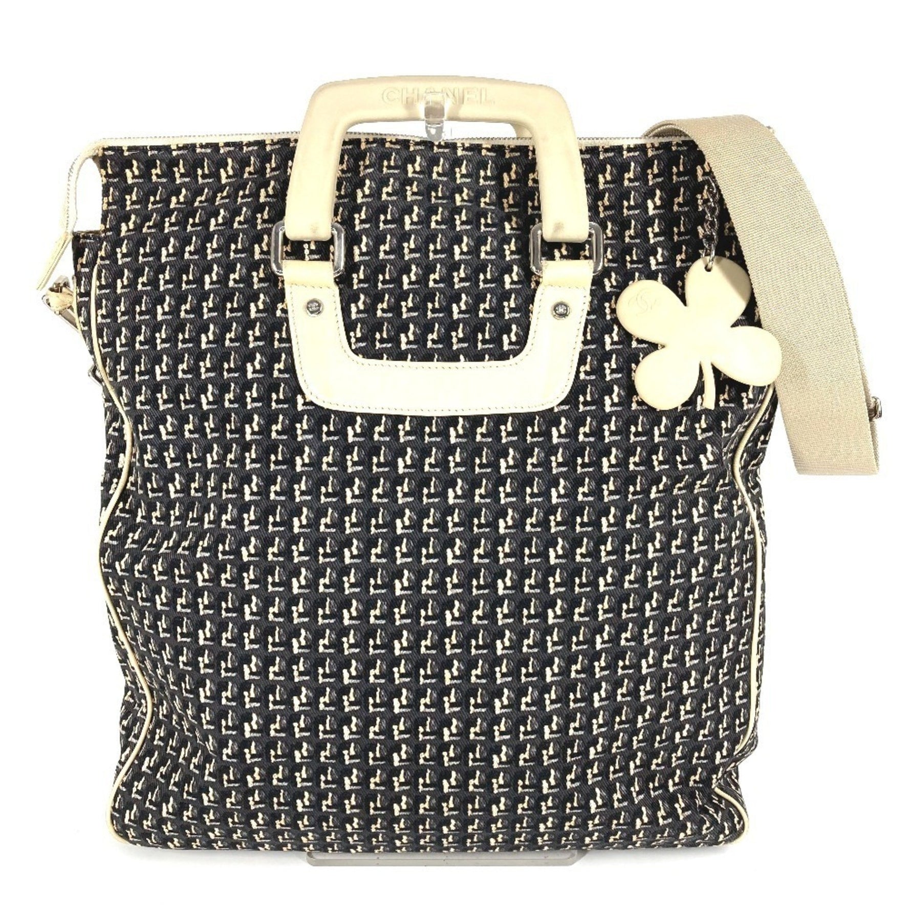 CHANEL Clover Logo Handbag/Vertical Tote/Shoulder Bag in Leather/Canvas, Black