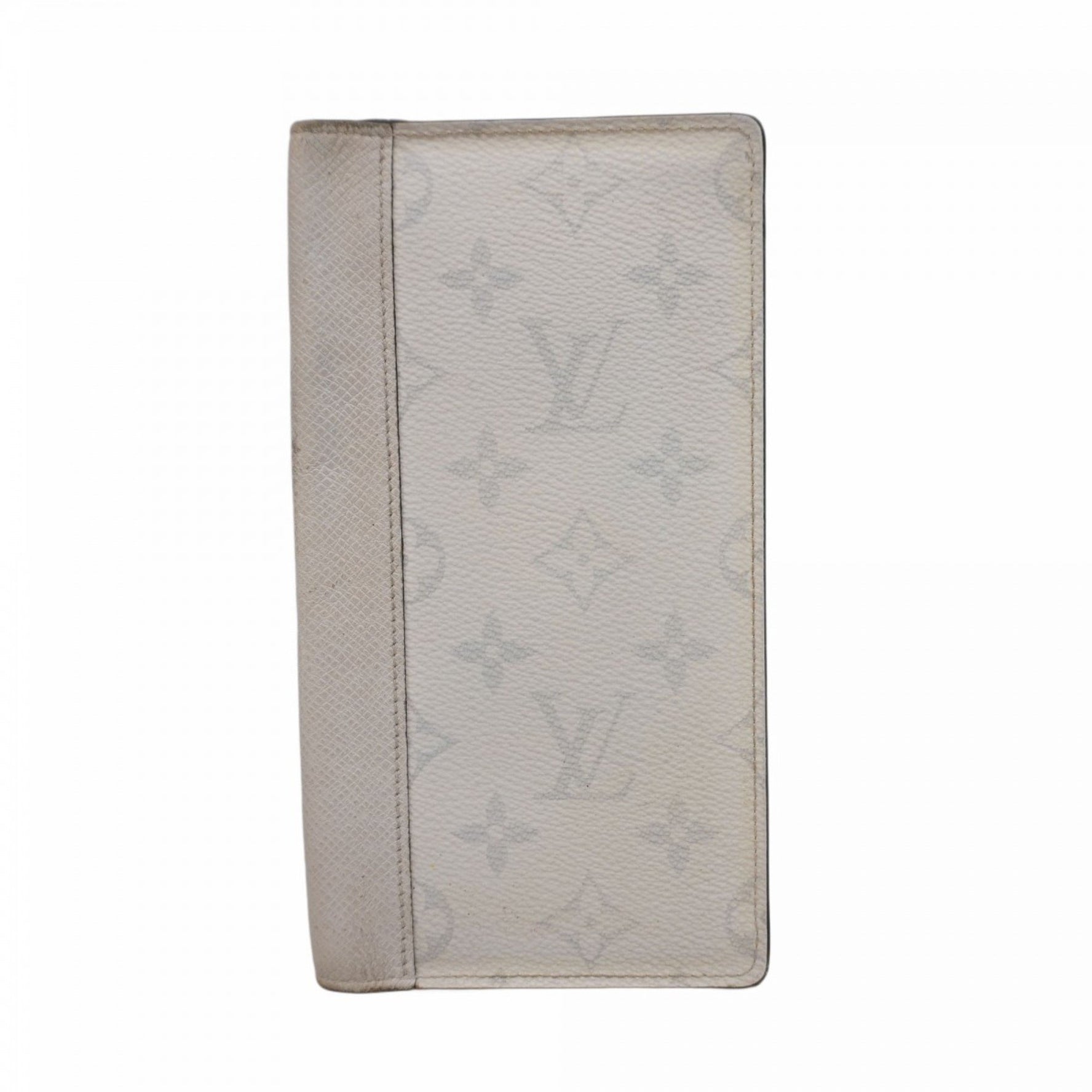 Louis Vuitton Taiga Rama Portefeuille Brazza NM M30889 Long Wallet, White, Men's