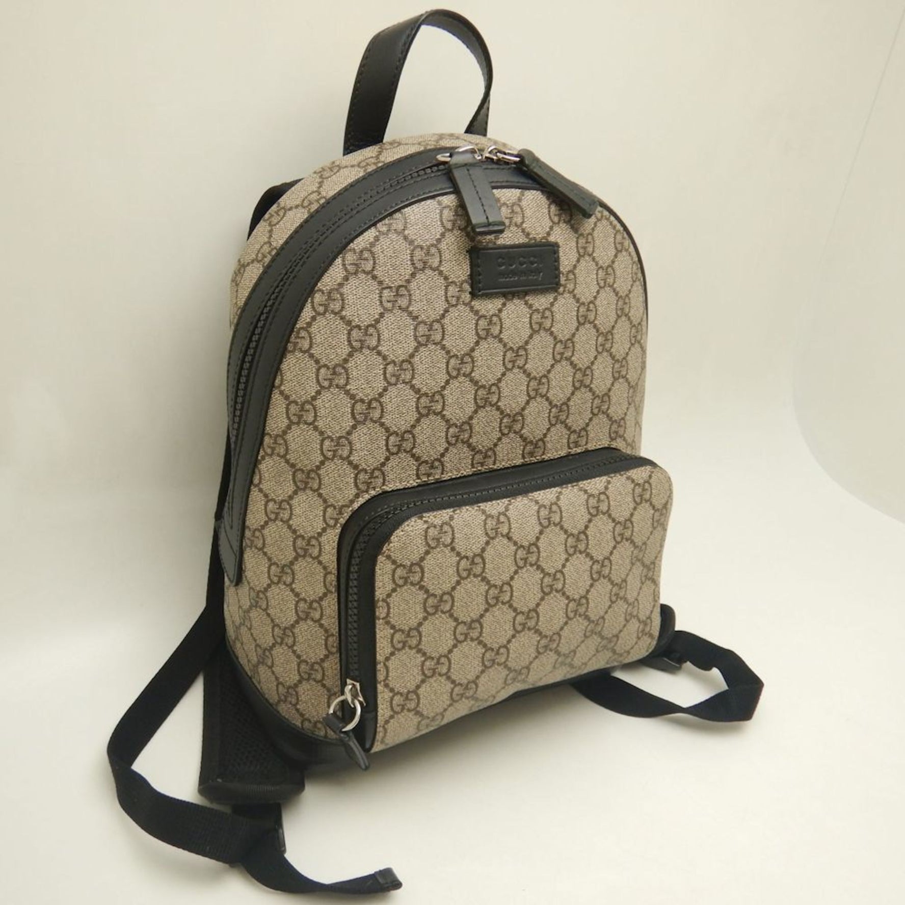 GUCCI Backpack in GG Supreme Canvas, Beige and Black,