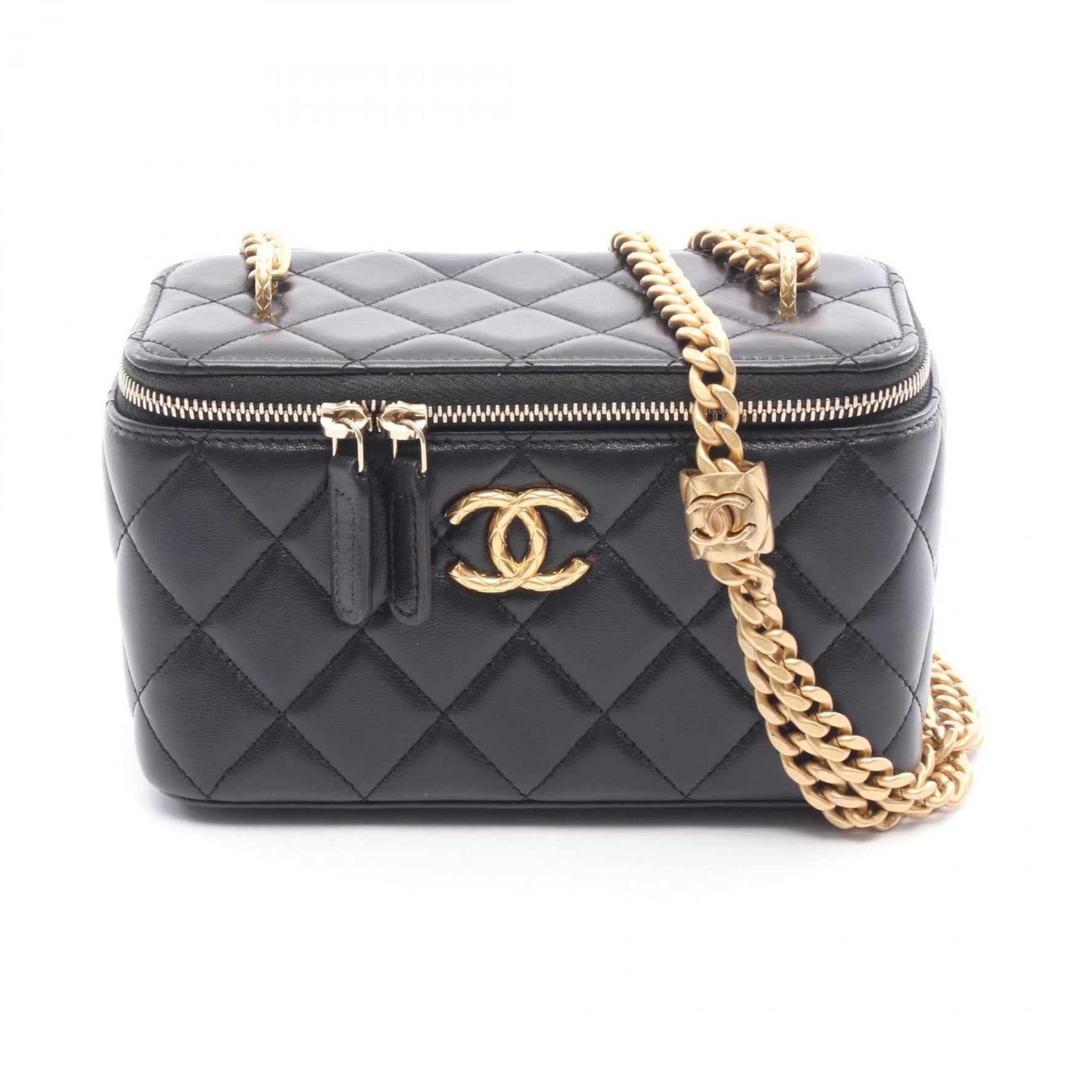 CHANEL Matelasse Vanity Shoulder Bag in Lambskin Leather