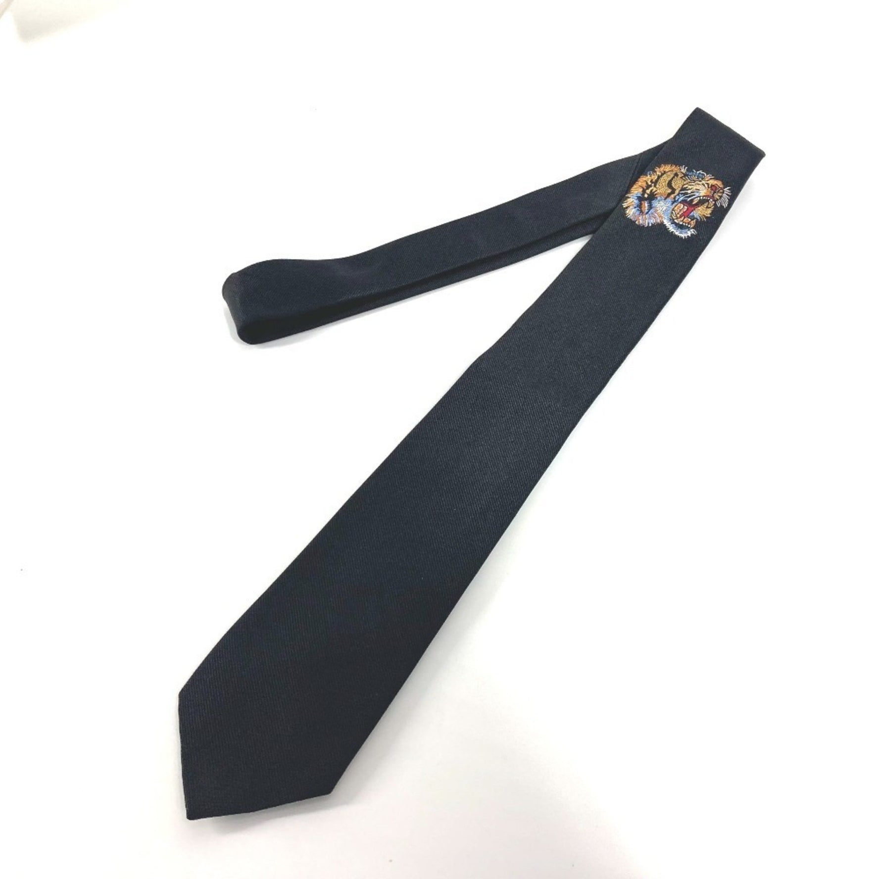 GUCCI Tiger Embroidery Animal Accessory Silk Necktie Like New