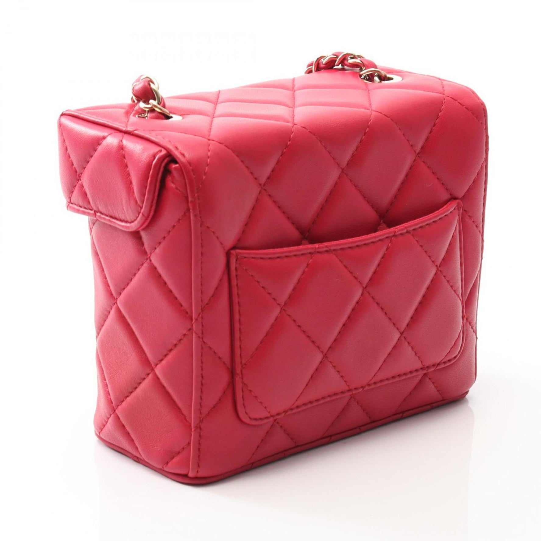 CHANEL Matelasse Shoulder Bag in Lambskin Leather