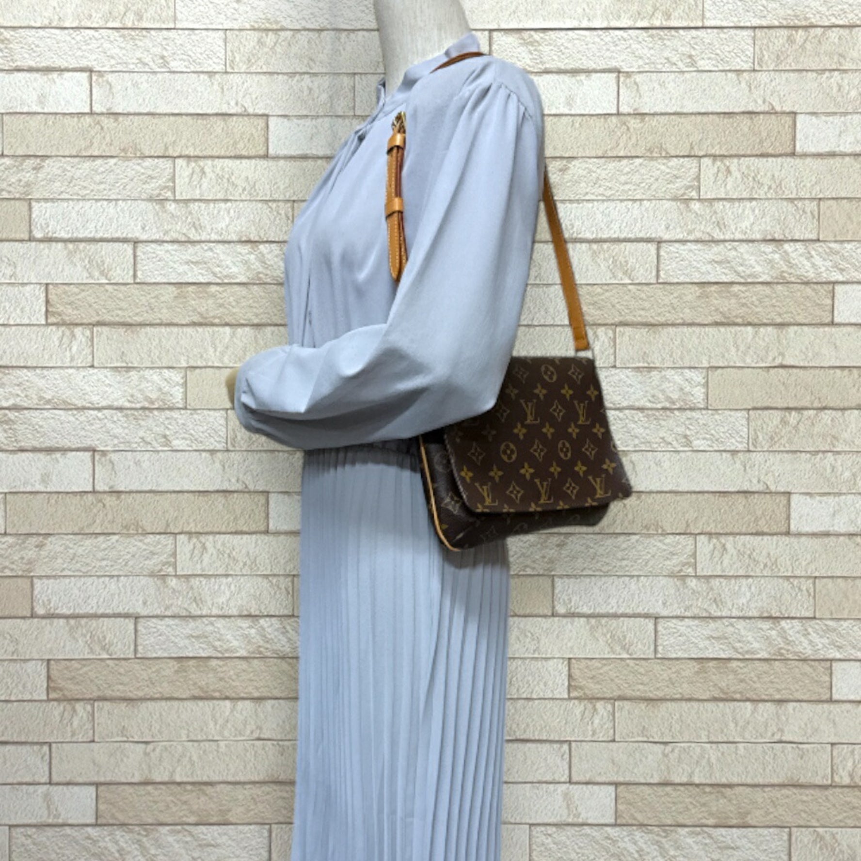 Louis Vuitton Musette Tango Short Monogram Shoulder Bag Canvas LOUIS VUITTON