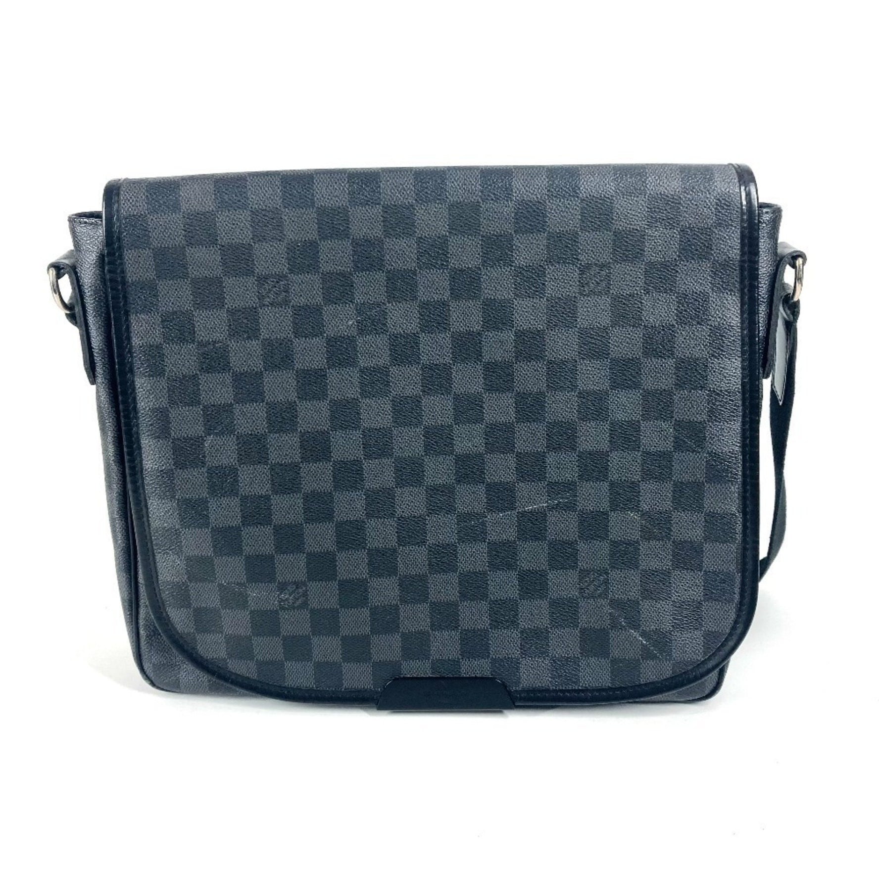 Louis Vuitton Damier Graphite Daniel MM Bag, Flap Messenger Shoulder Canvas, Men's and