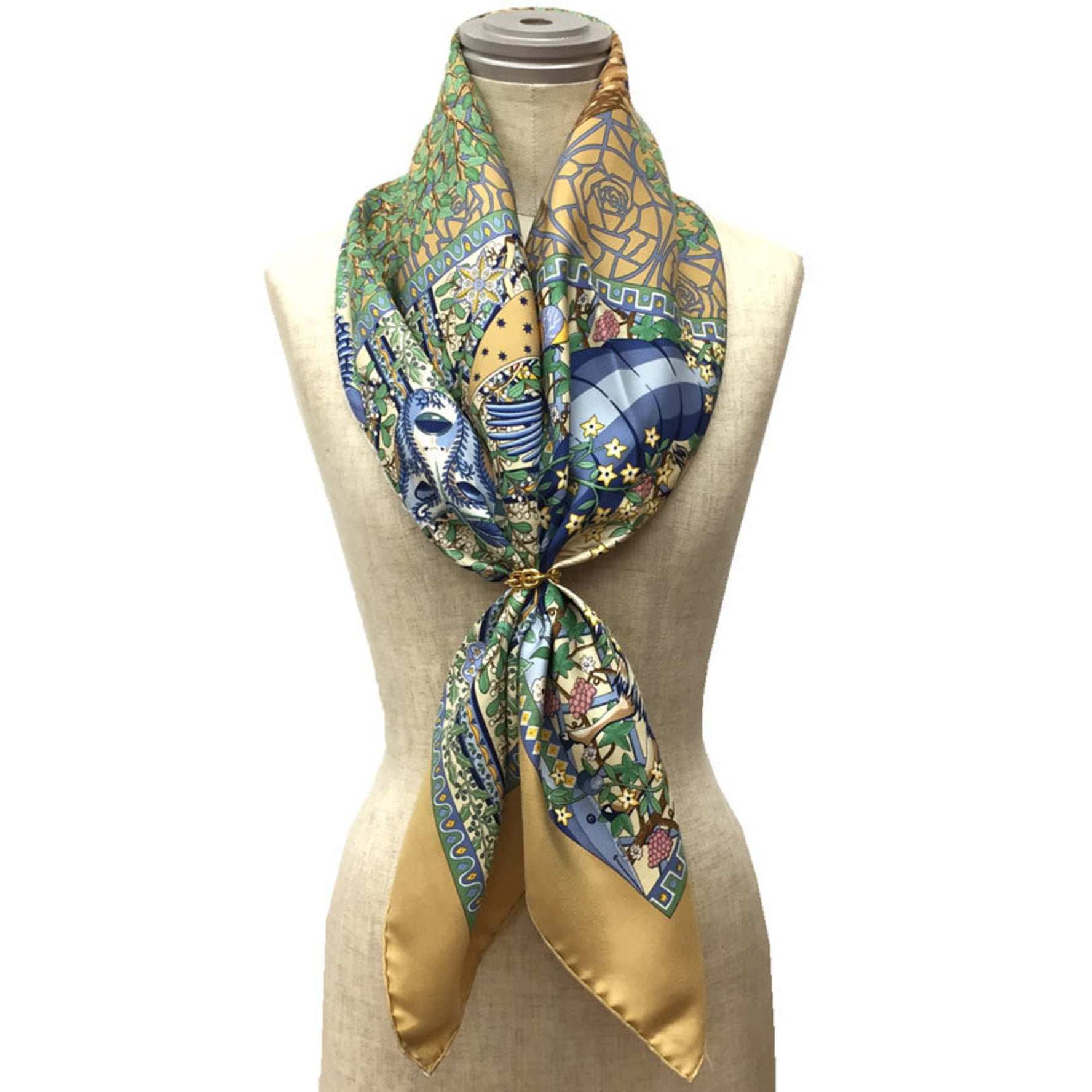 HERMES AXIS MUNDI Silk Scarf, Carré 90, Beige x Green, 100% (aq11920)