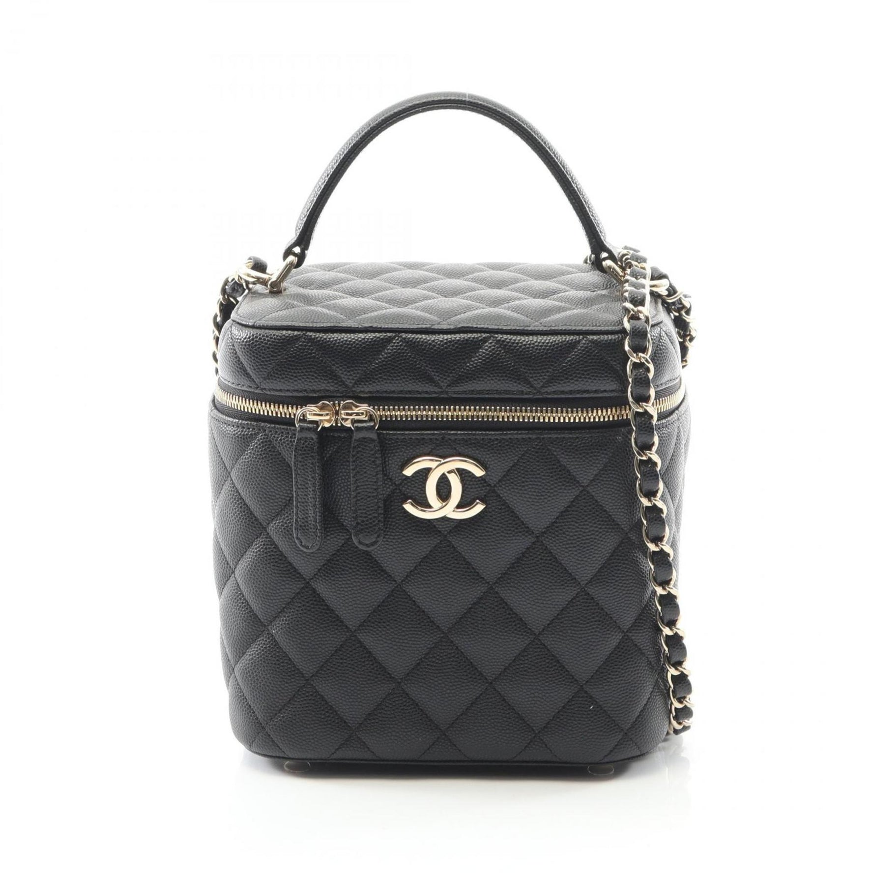 CHANEL Matelasse Shoulder Bag in Calfskin Leather (Cowhide)