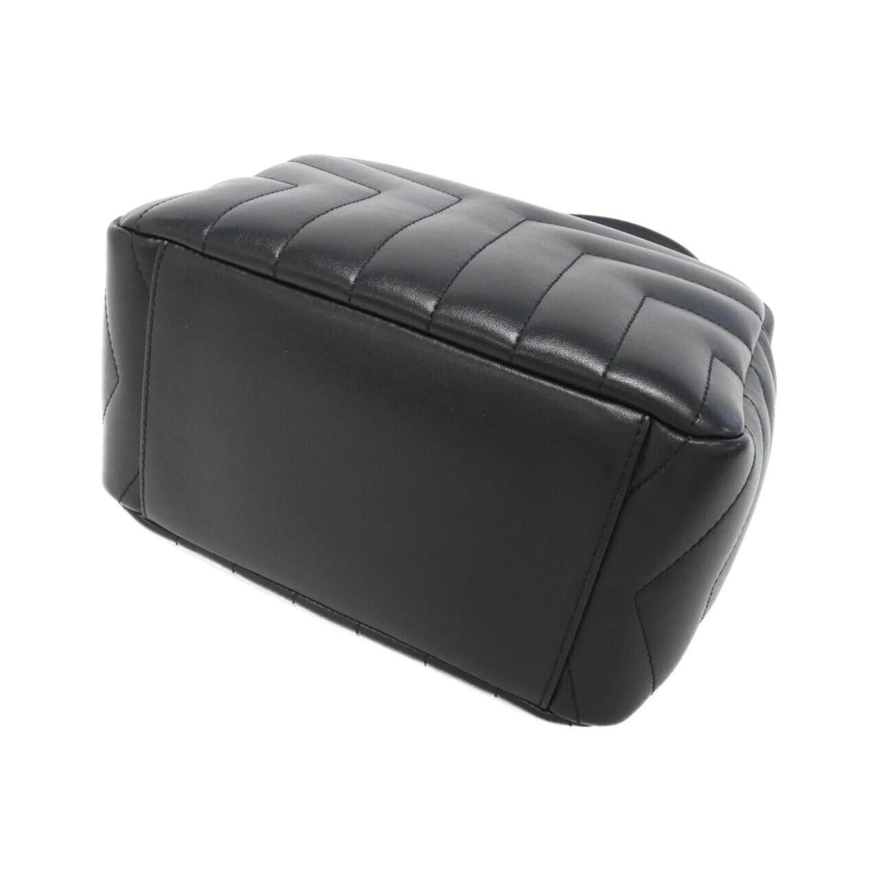 Saint Laurent Lulu DV746 Shoulder Bag