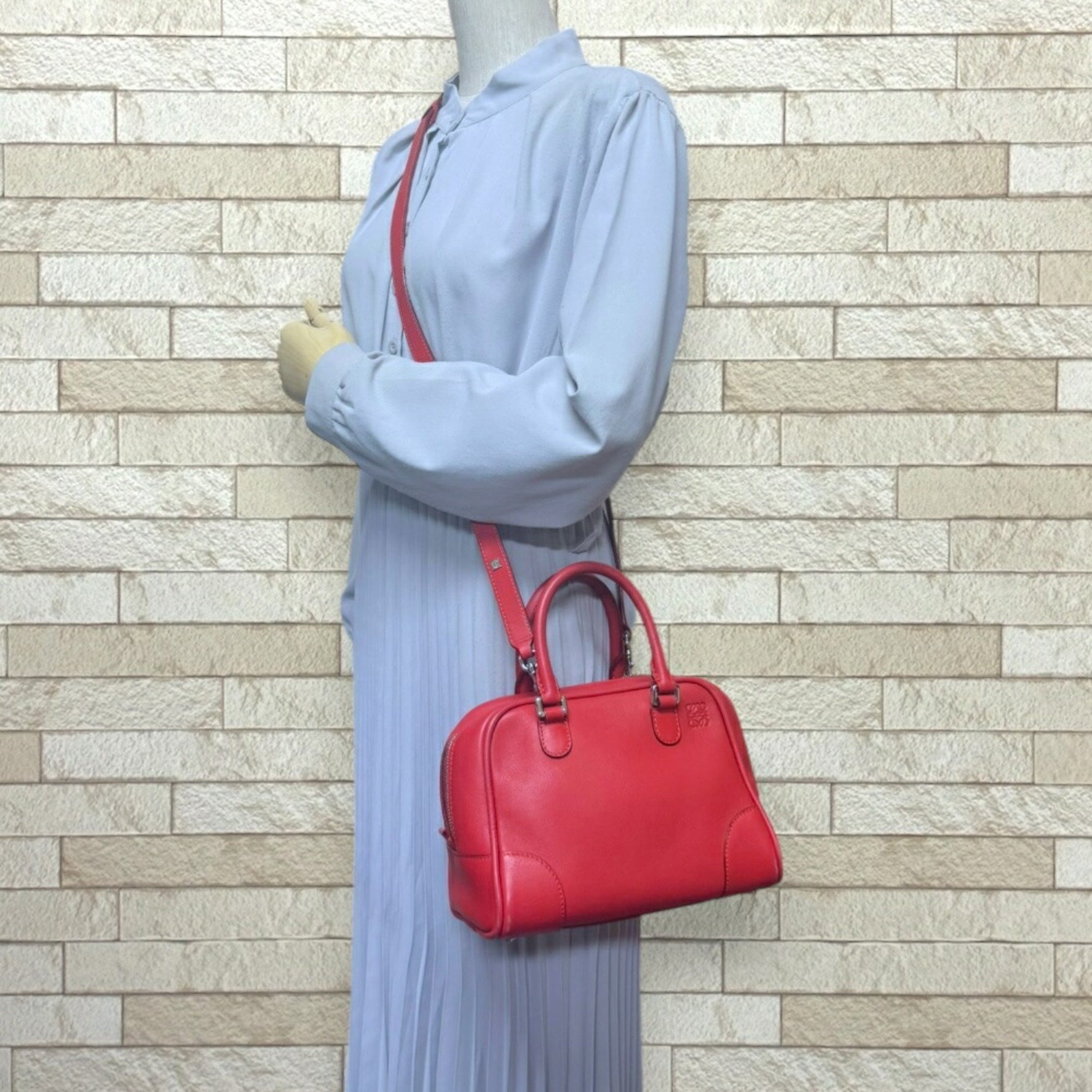 Loewe Amazona 75 Small Shoulder Bag in Red Leather