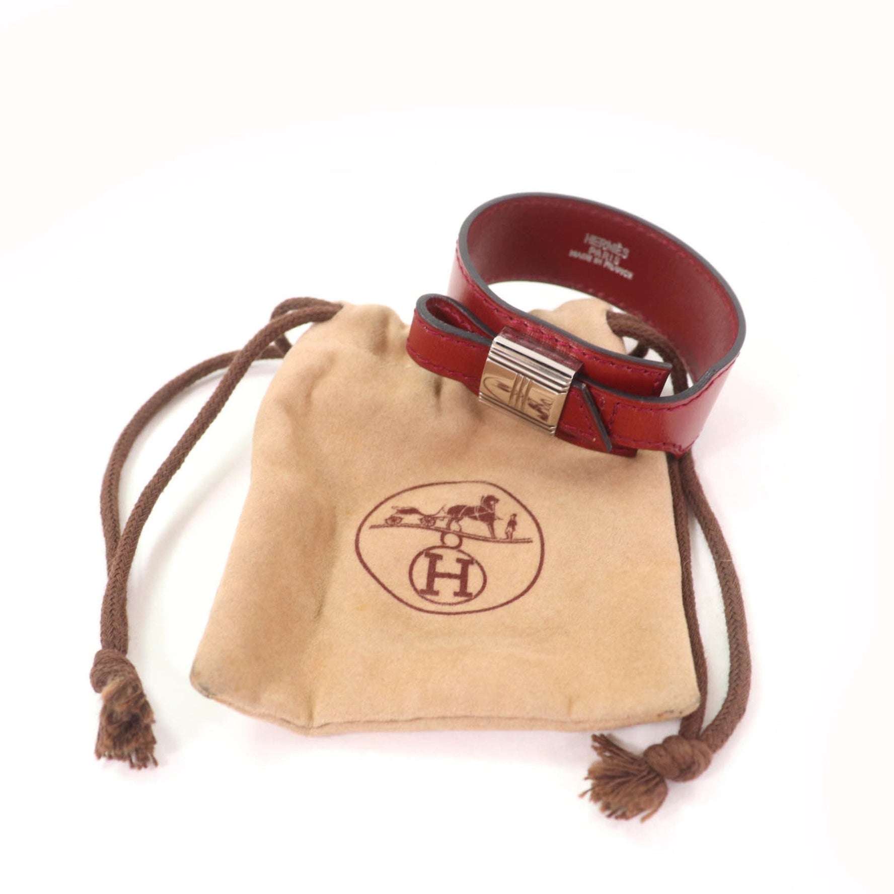 HERMES Artemis Bracelet, Leather, Silver Hardware, Size M, D Stamp, Dust Bag Included, Made in France