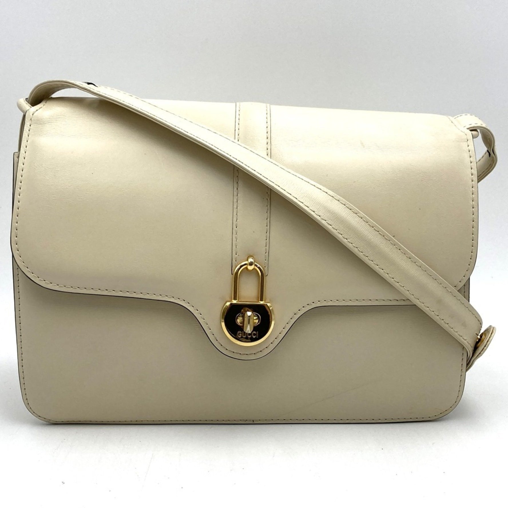 GUCCI Shoulder Bag Leather Old