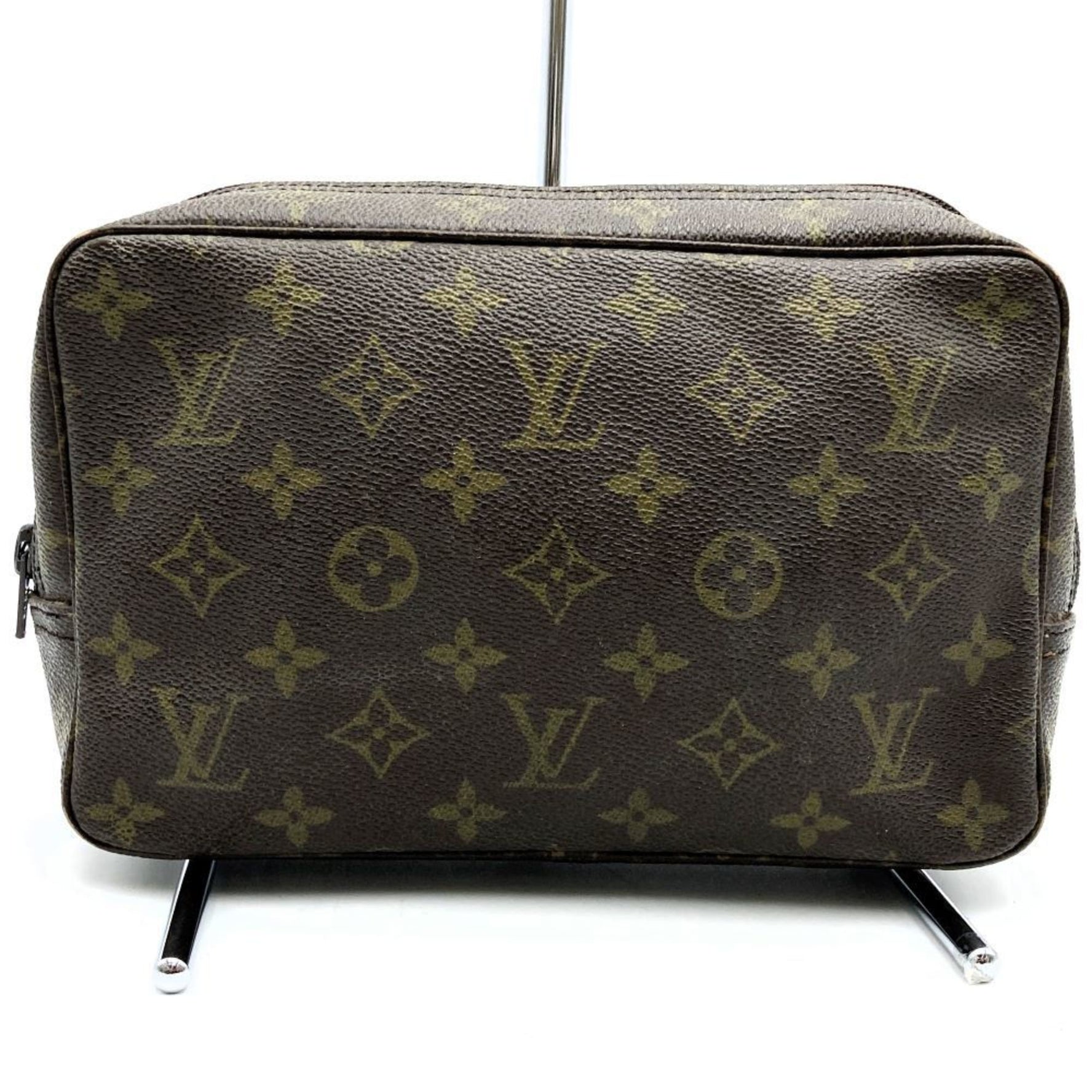 Louis Vuitton True Toilette 23 Clutch Bag Monogram Canvas