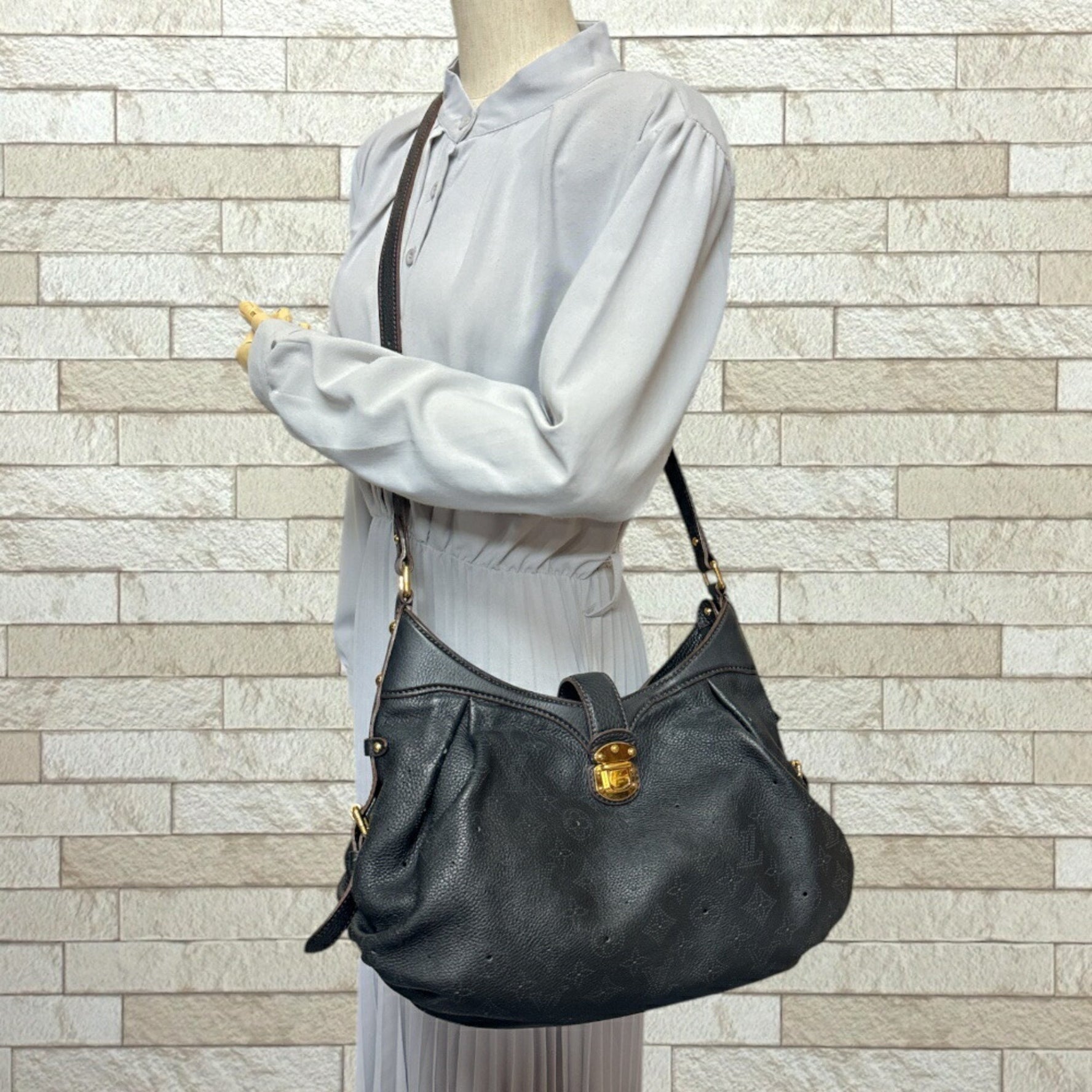 Louis Vuitton XS Mahina Shoulder Bag Monogram M95660 Black Women's LOUIS VUITTON