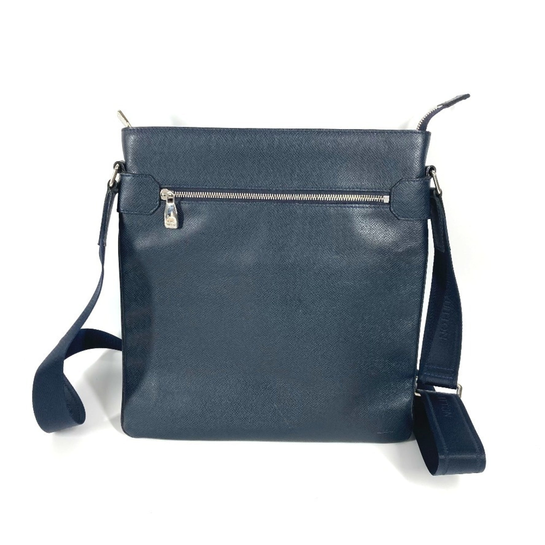 Louis Vuitton Taiga Sasha Bag Crossbody Shoulder Leather Men's Boreal Navy