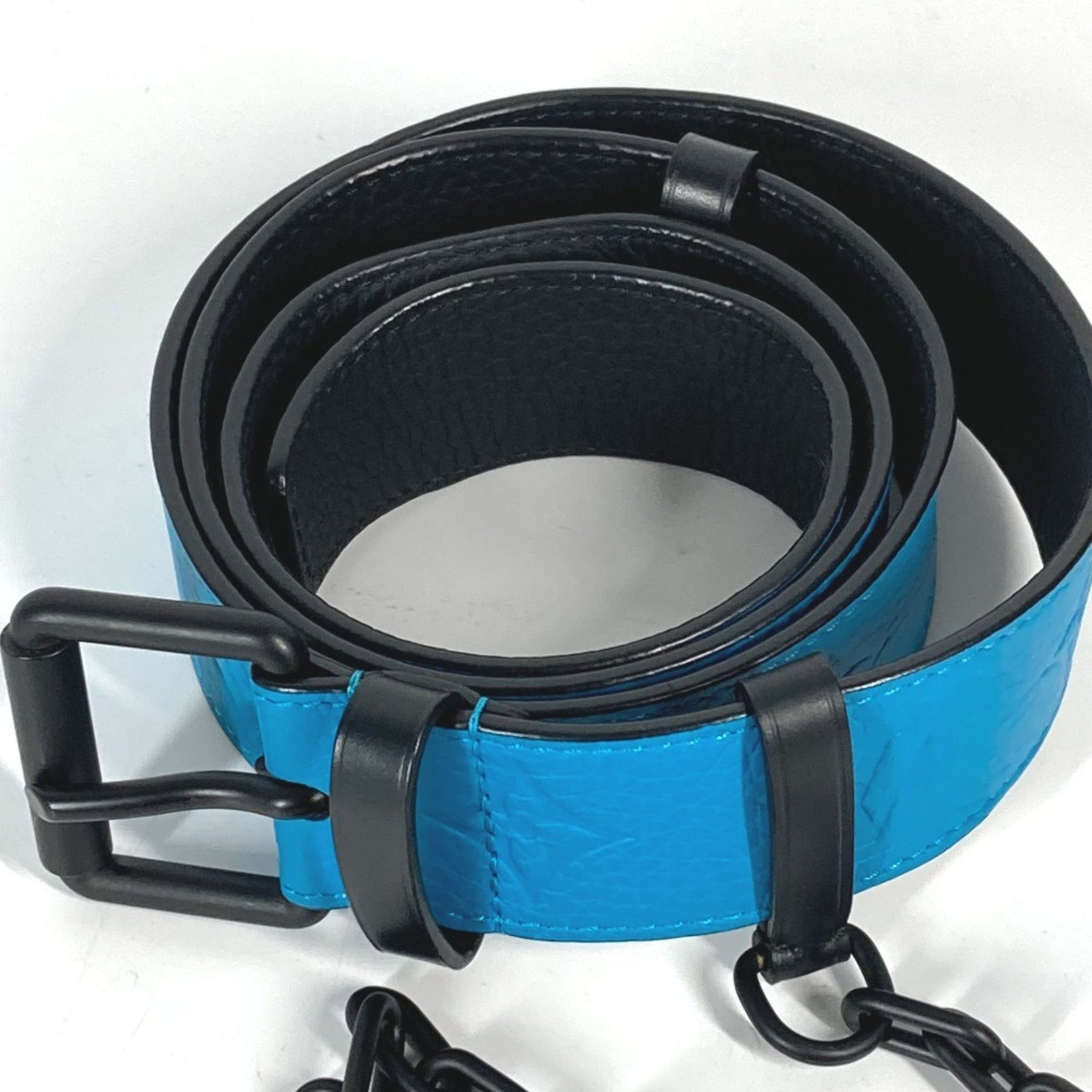 LOUIS VUITTON MP207T Virgil Abloh Monogram Santur Signature Chain Carabiner Belt in Taurillon Clemence Leather, Men's, Turquoise Blue