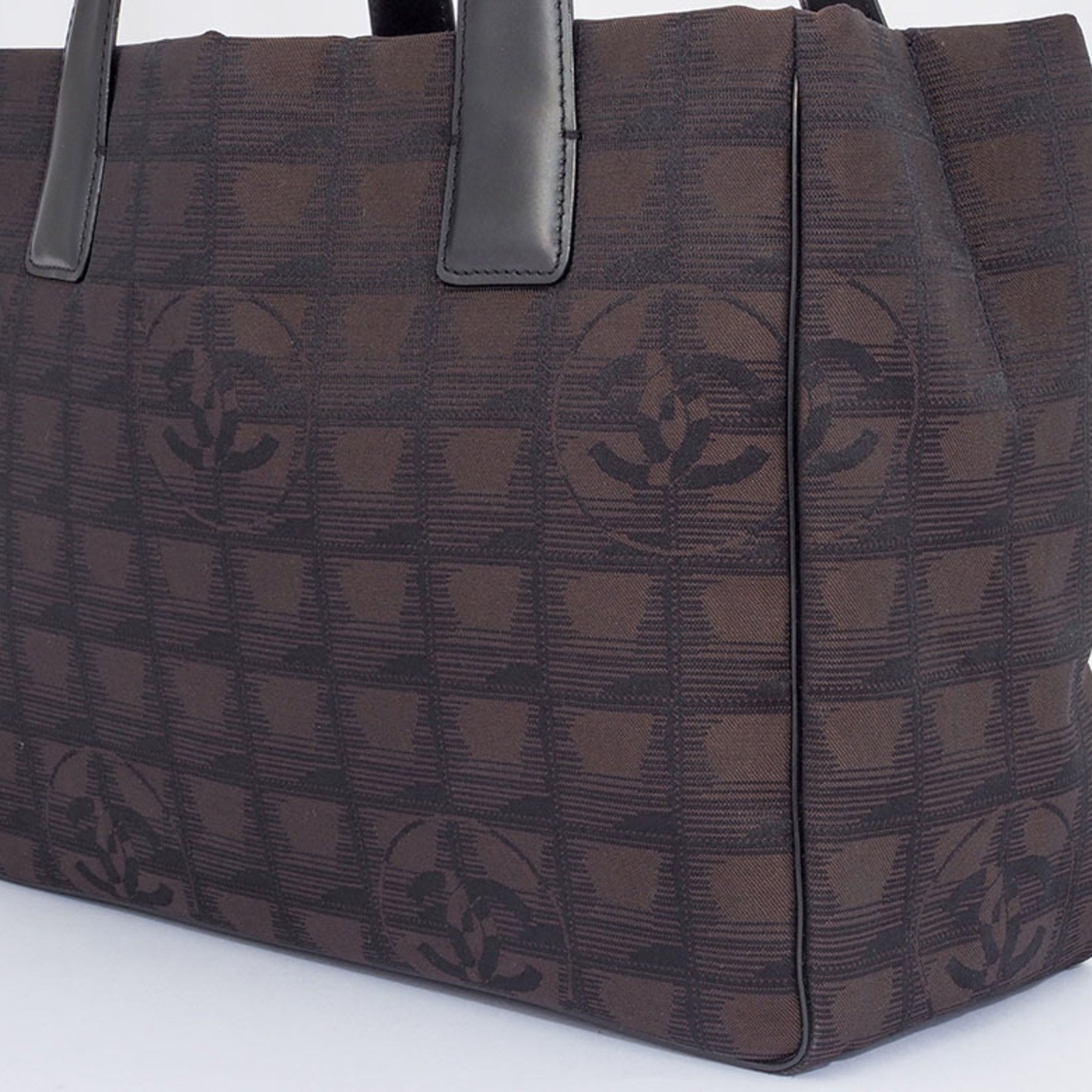 Chanel New Travel Line Tote PM Bag Brown A20457 Women's Nylon Jacquard Leather CHANEL