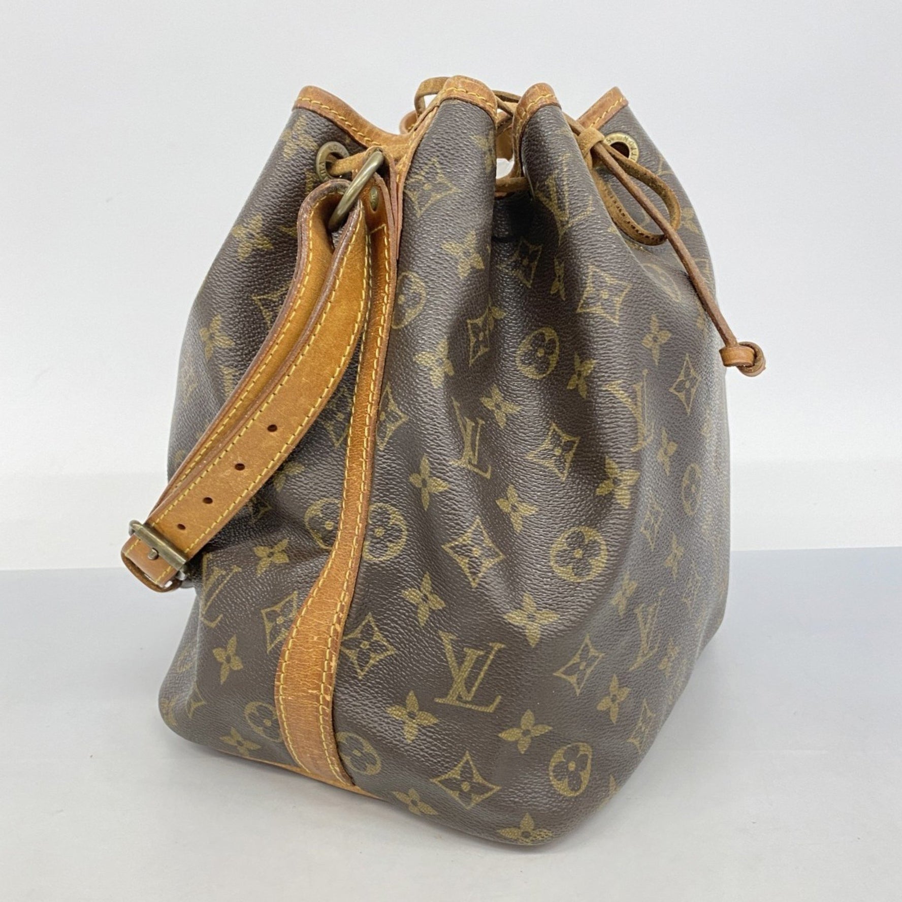 Louis Vuitton Monogram Petit Noe Shoulder Bag M42226 Brown Women's