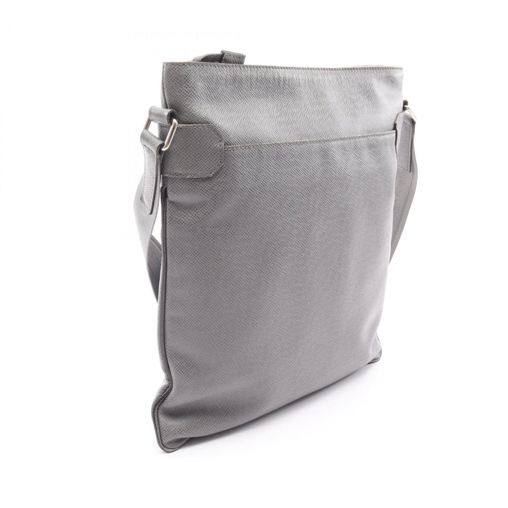 Louis Vuitton Sasha Taiga Shoulder Bag, Leather