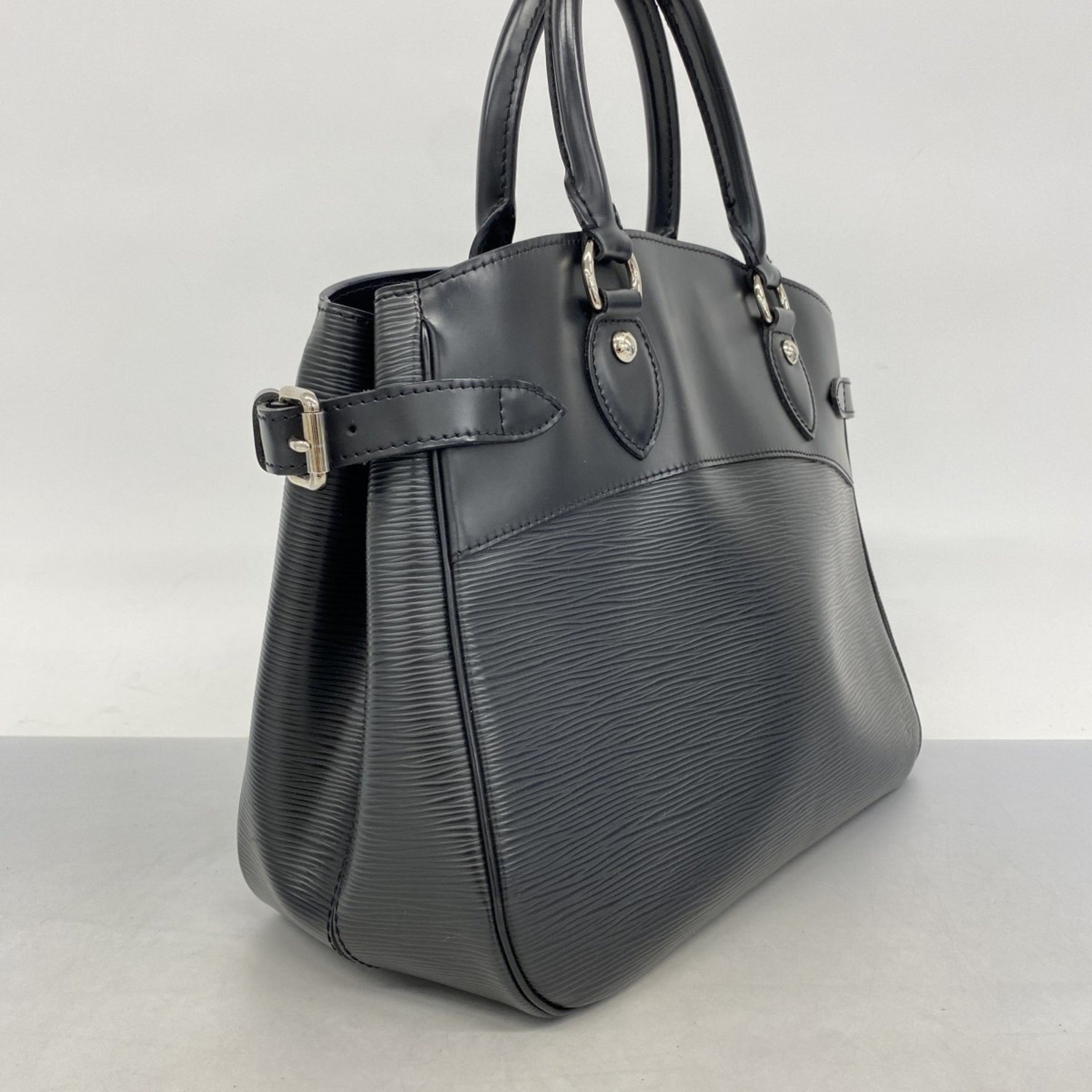 Louis Vuitton Epi Passy PM Handbag